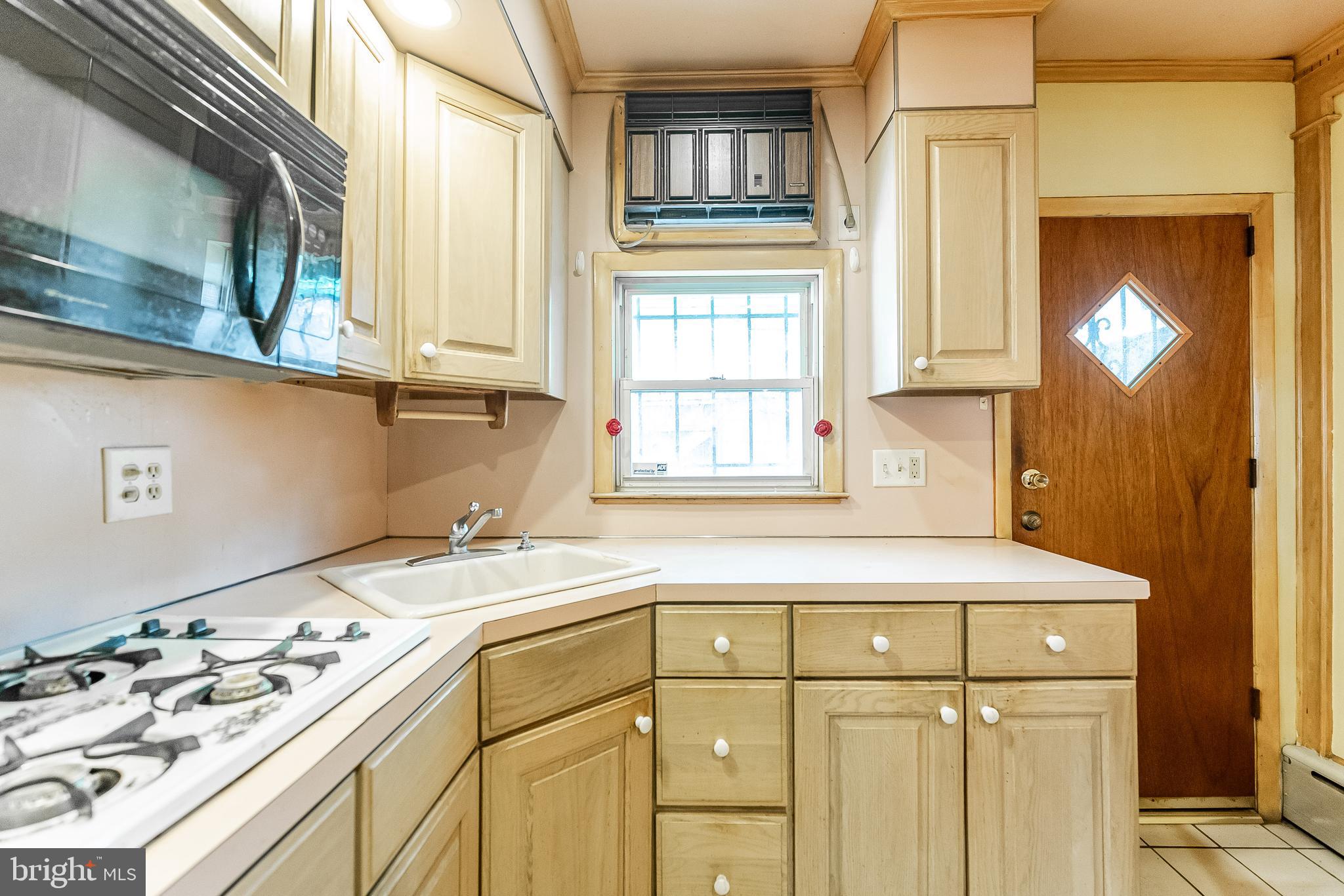 POINT BREEZE - Residential