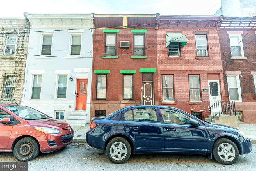 Welcome to 1547 S Chadwick, a charming 2-bedroom home in the heart of South Philadelphia’s booming Newbold/Point Breeze neighborhood! Full of original details, this cozy home is a fantastic opportunity for a first-time homebuyer with vision and room to grow.

Enjoy the best of urban living with super easy access to public transportation and just minutes from Center City. This neighborhood is home to great local cafés, restaurants, and shops, while also being just a short walk to the vibrant East Passyunk corridor, known for its top-rated dining and boutique shopping. Plus, take advantage of the many nearby green spaces, perfect for relaxation or recreation.

Experience the energy and convenience of living in Philadelphia—where history, culture, and community come together. Don’t miss your chance to make this home your own!