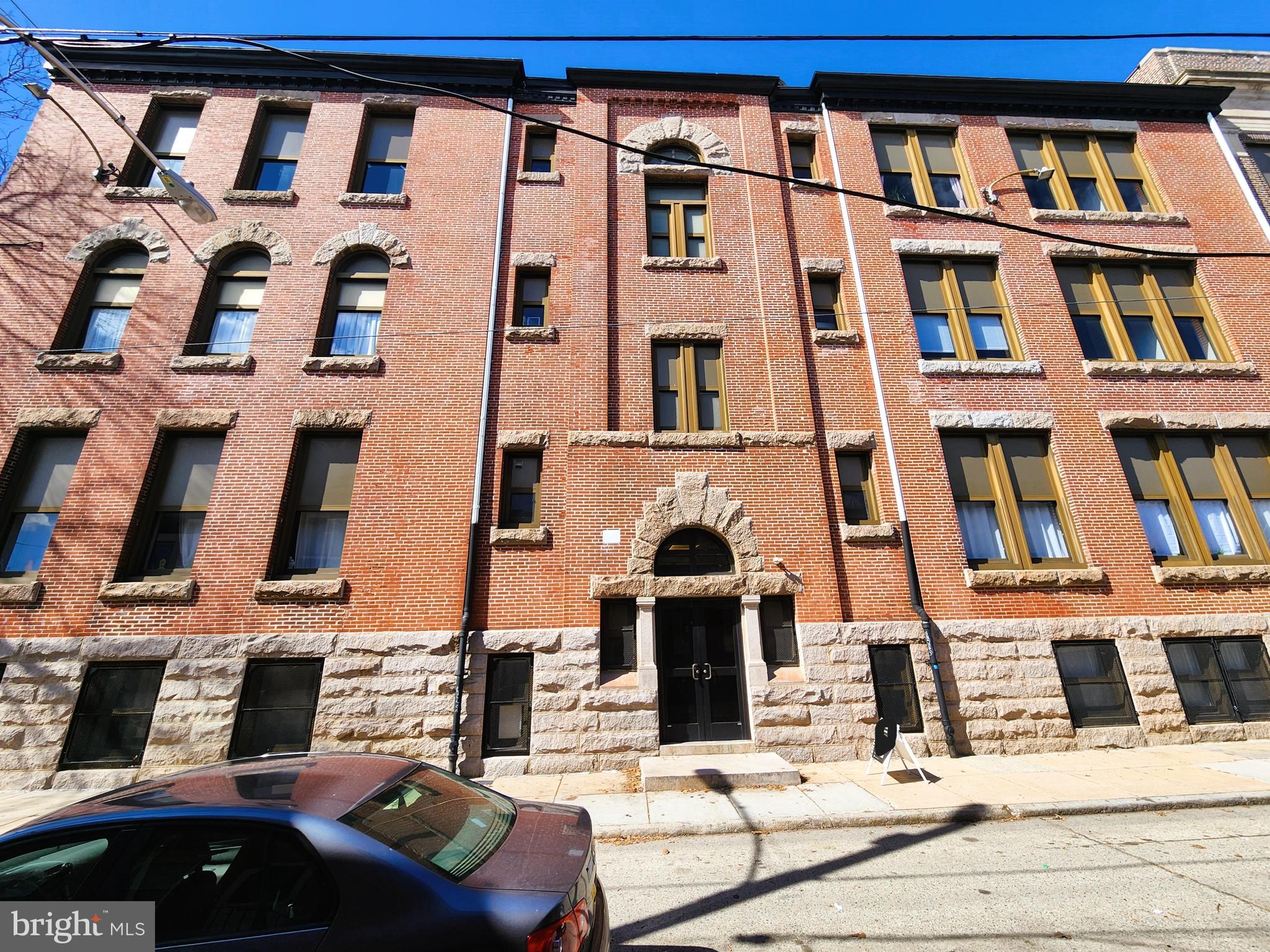 POINT BREEZE - Residential