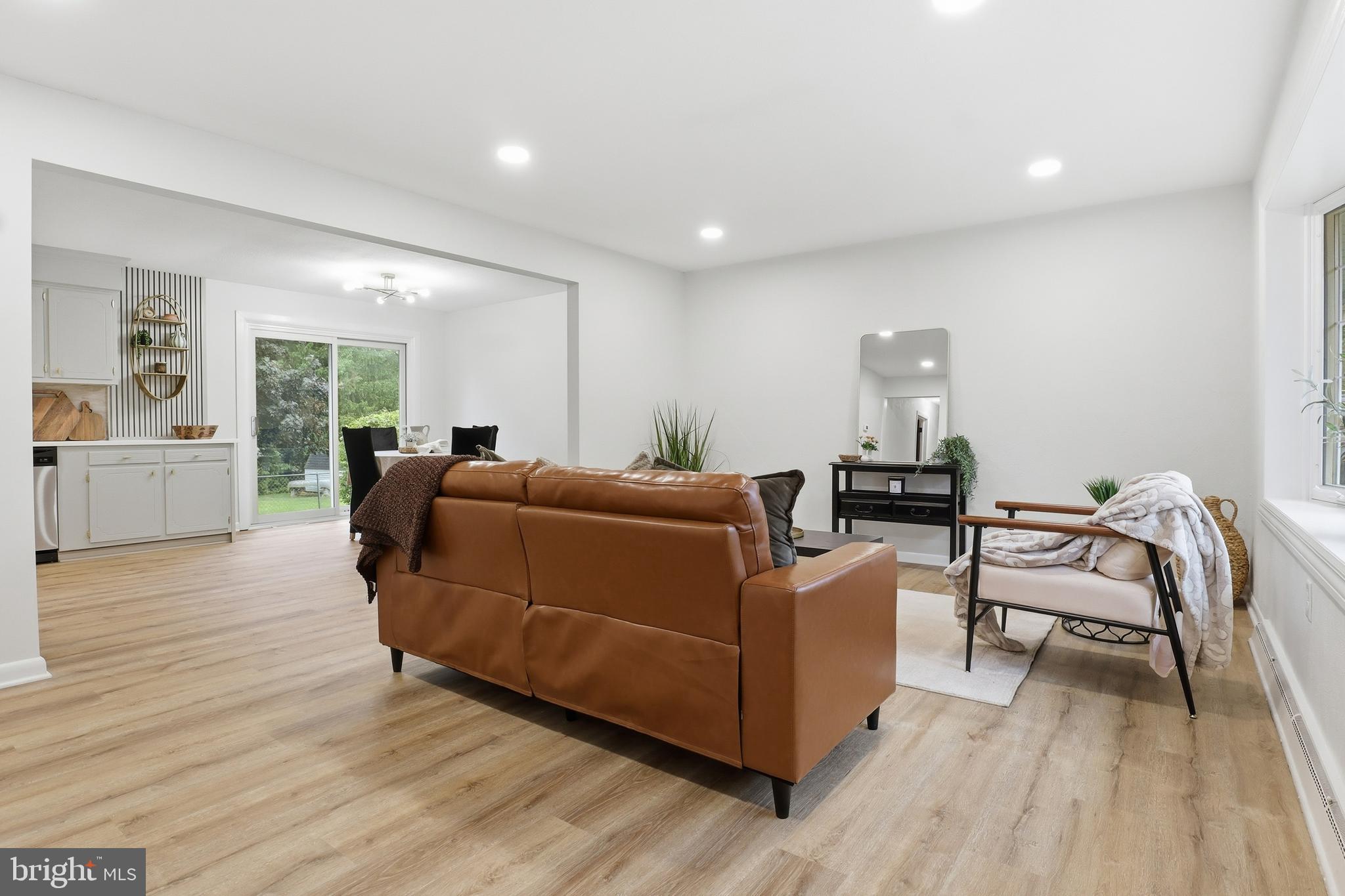 YORK TWP - Residential