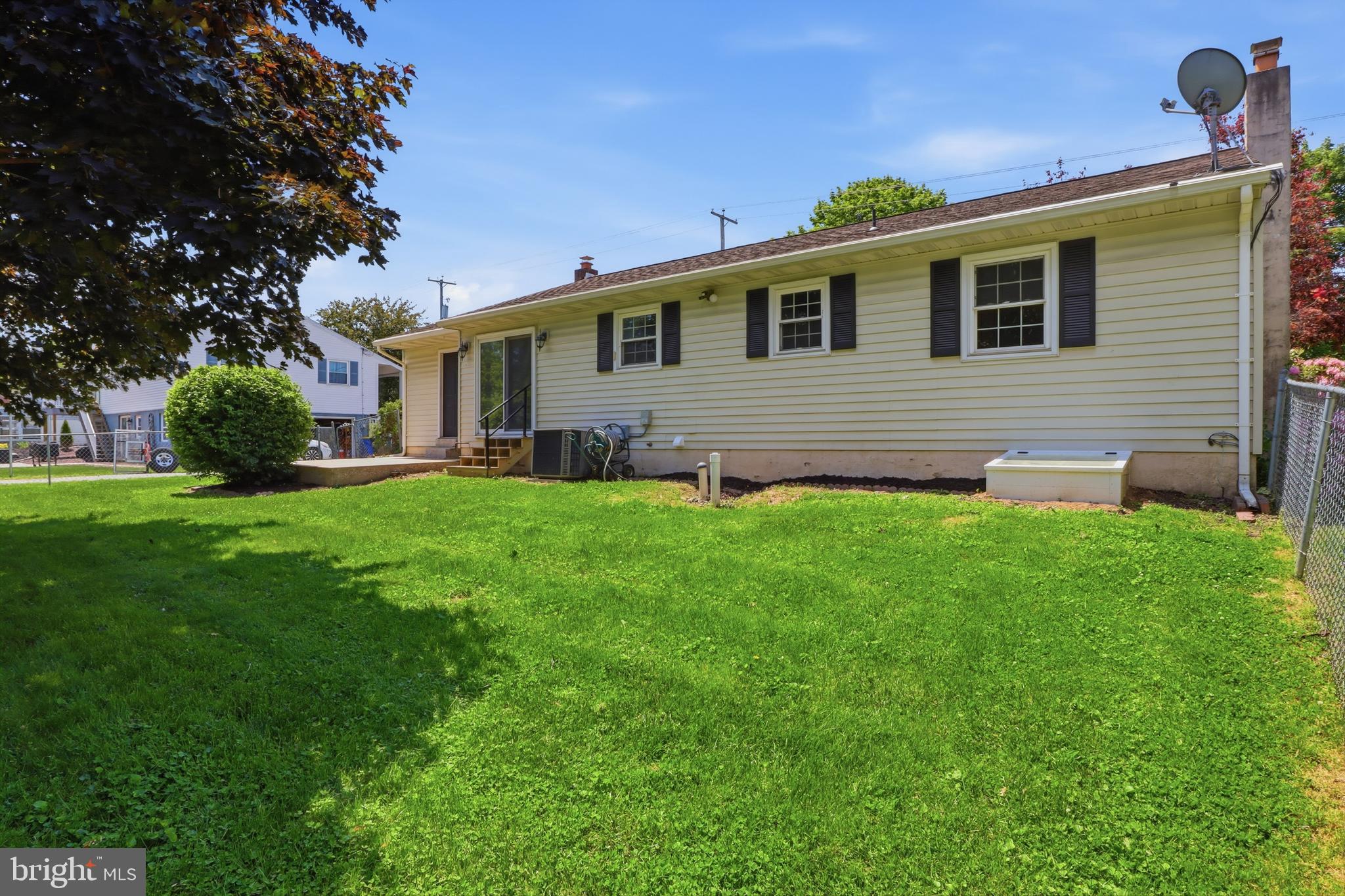 YORK TWP - Residential