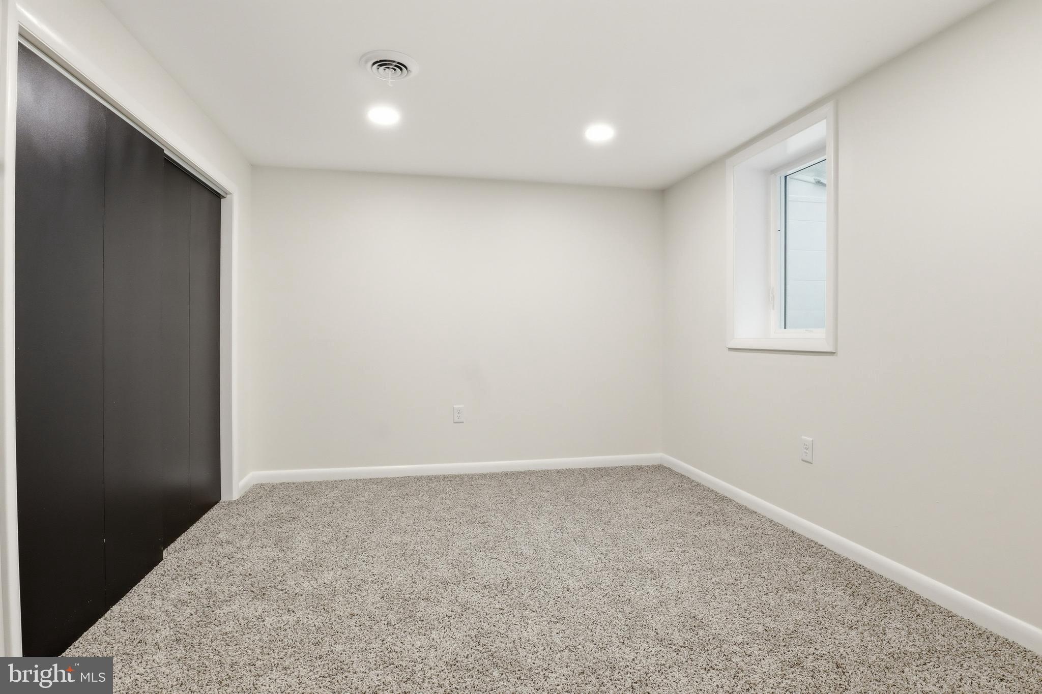 YORK TWP - Residential