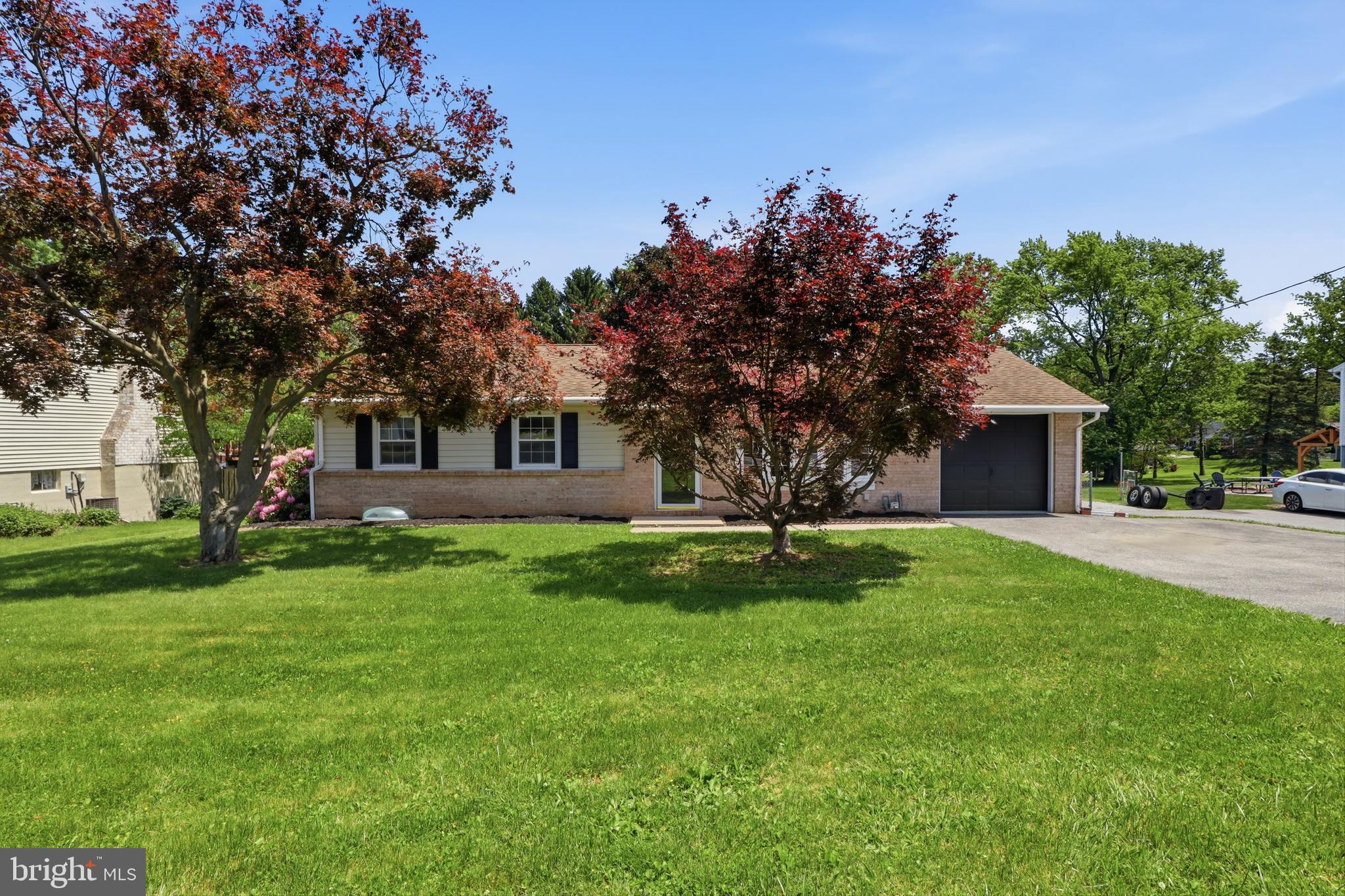 YORK TWP - Residential