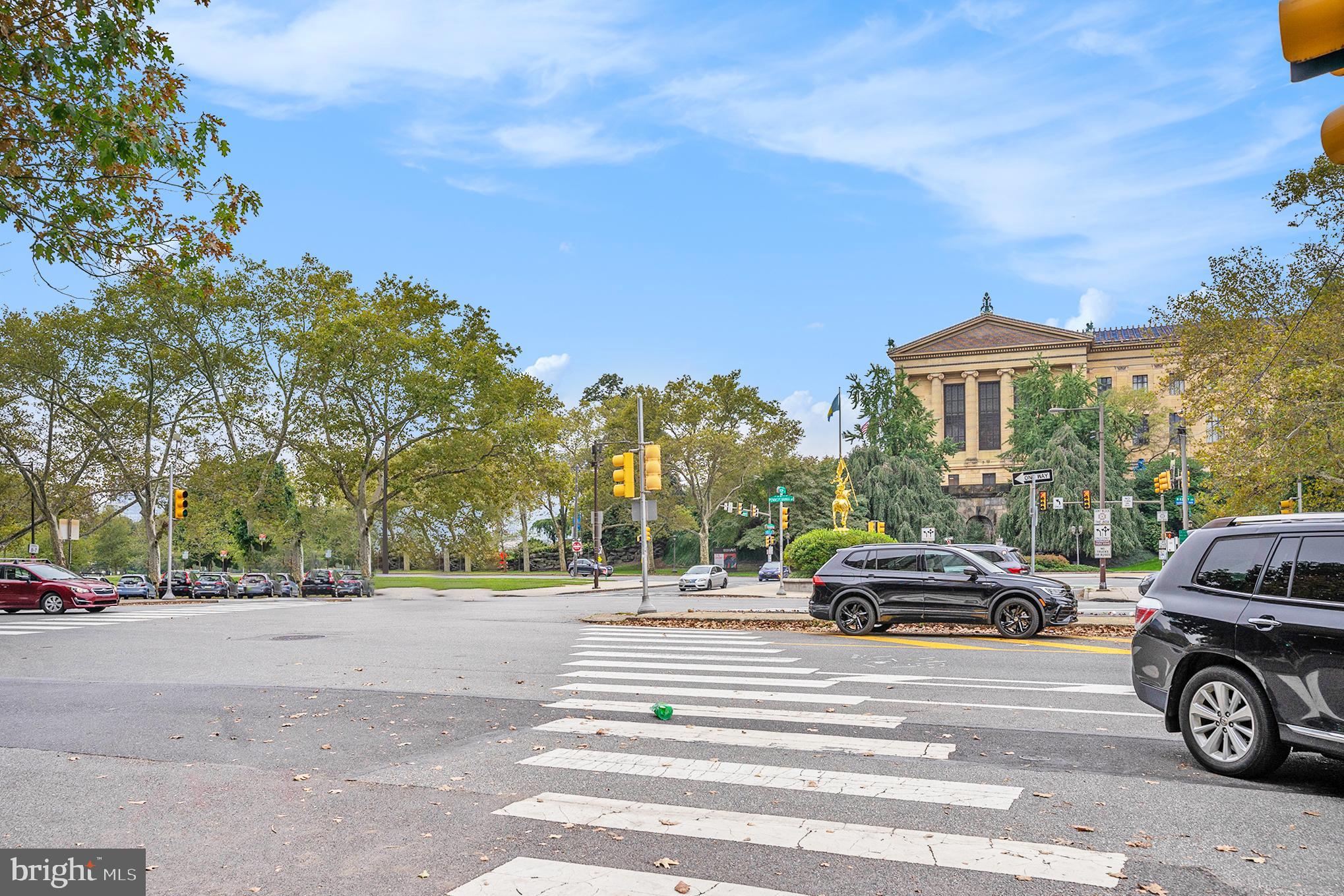ART MUSEUM AREA - Residential
