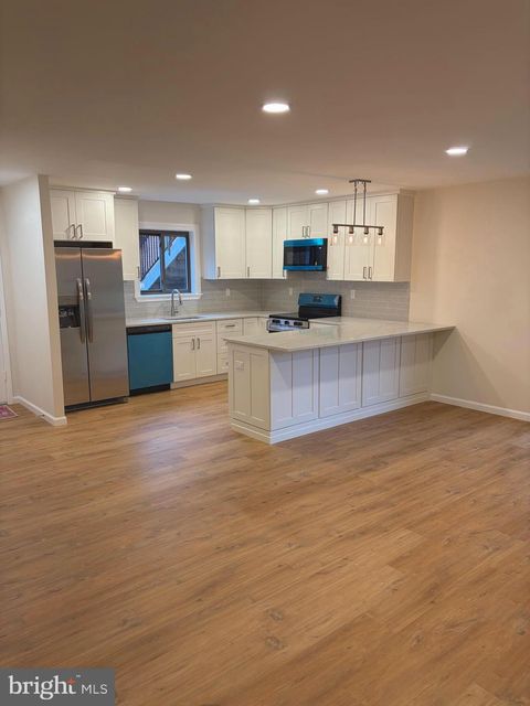 Condo For Sale - 515 Meadow Woods<br/> LAWRENCEVILLE, NJ 08648