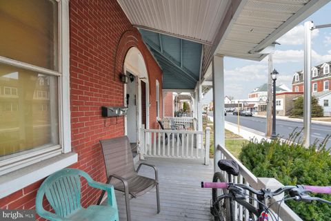 174 E MAIN STREET E LANSDALE PA 19446