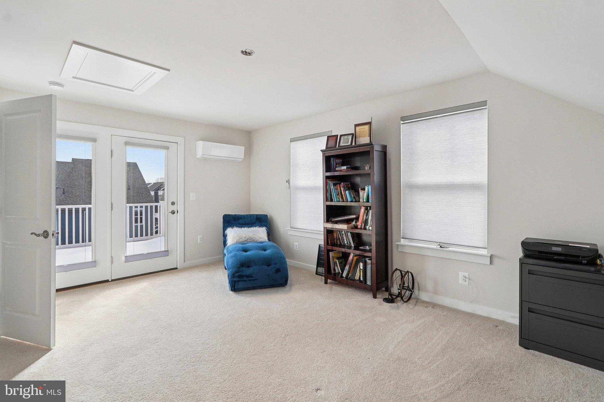 POTOMAC SHORES - Residential