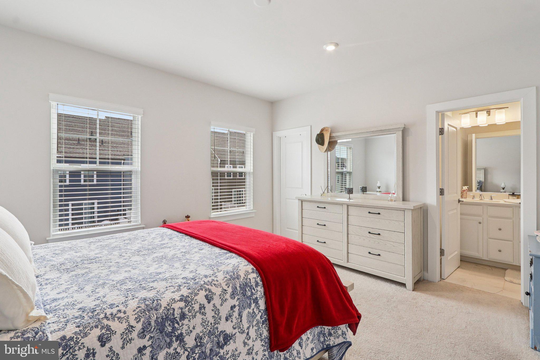 POTOMAC SHORES - Residential