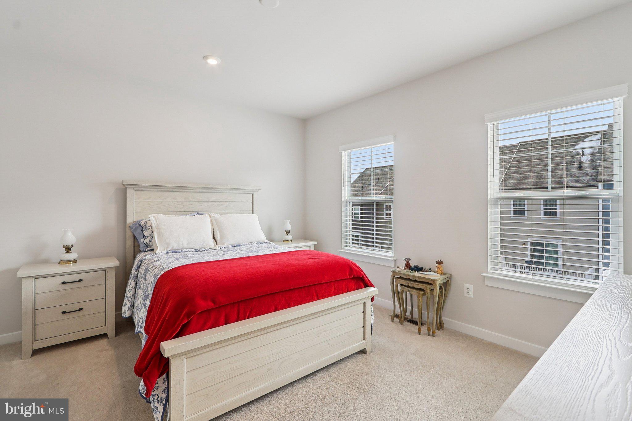 POTOMAC SHORES - Residential