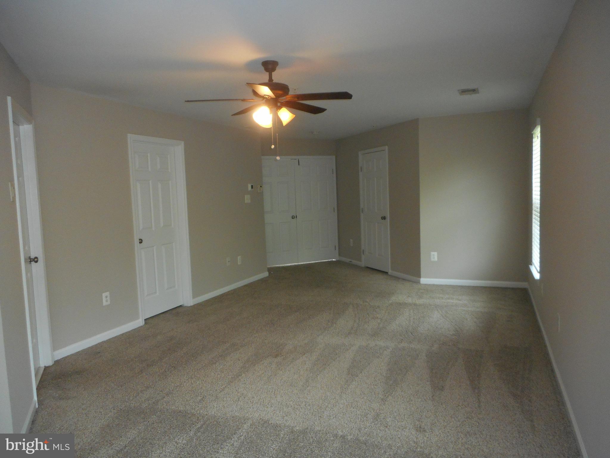 HAMPTON SUB-PLAT 1> - Residential