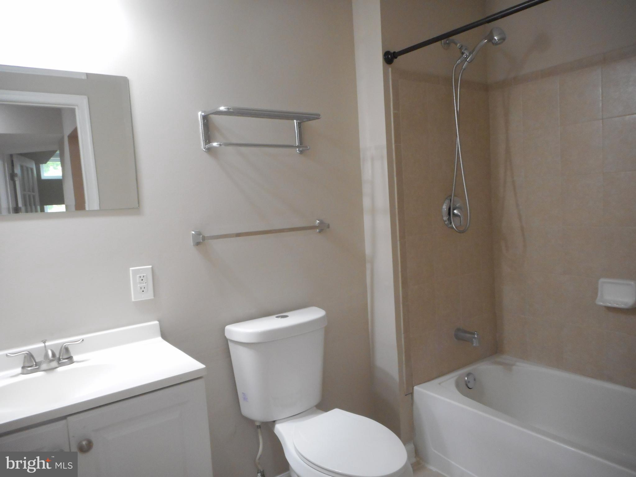 HAMPTON SUB-PLAT 1> - Residential