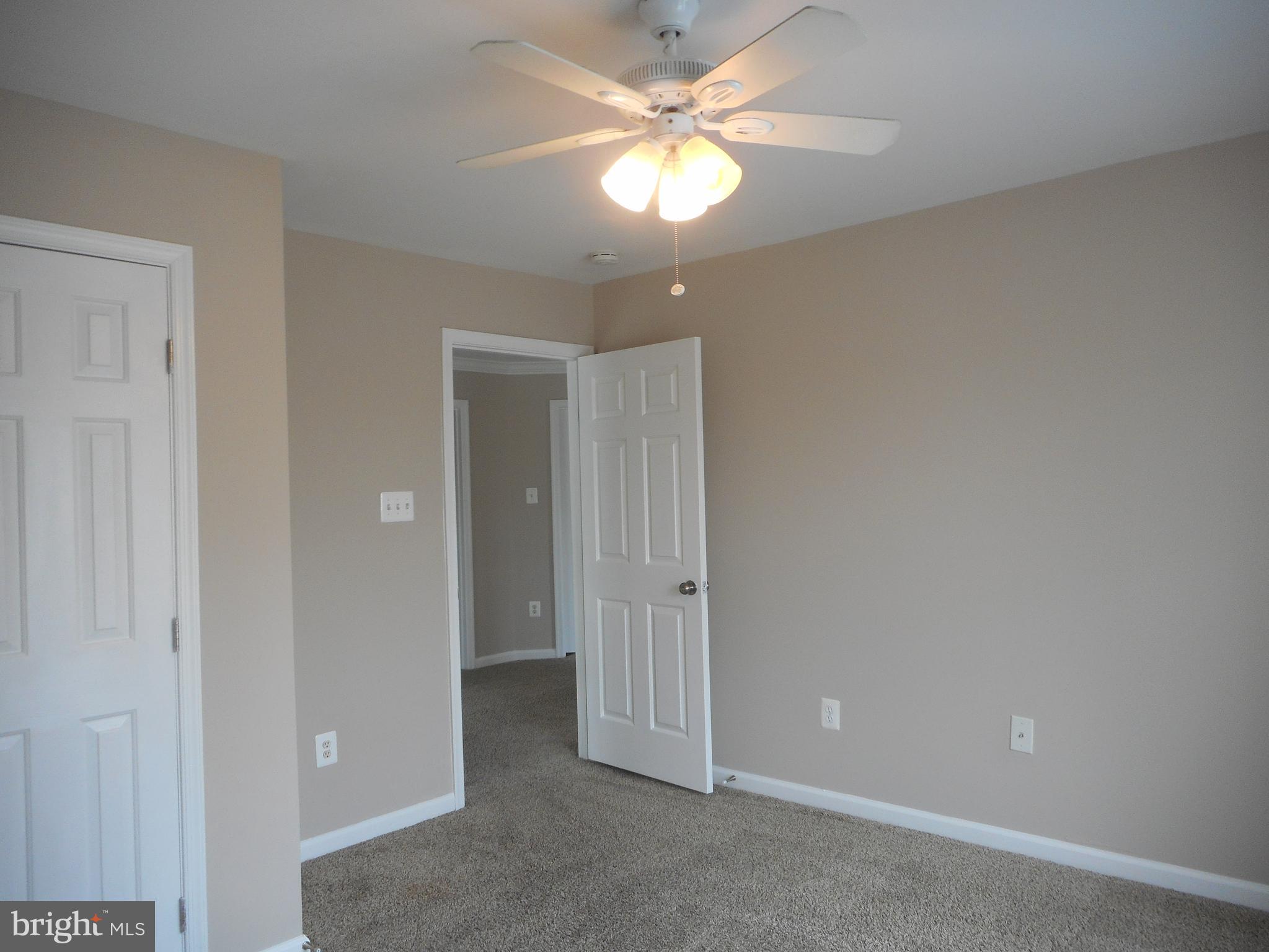 HAMPTON SUB-PLAT 1> - Residential