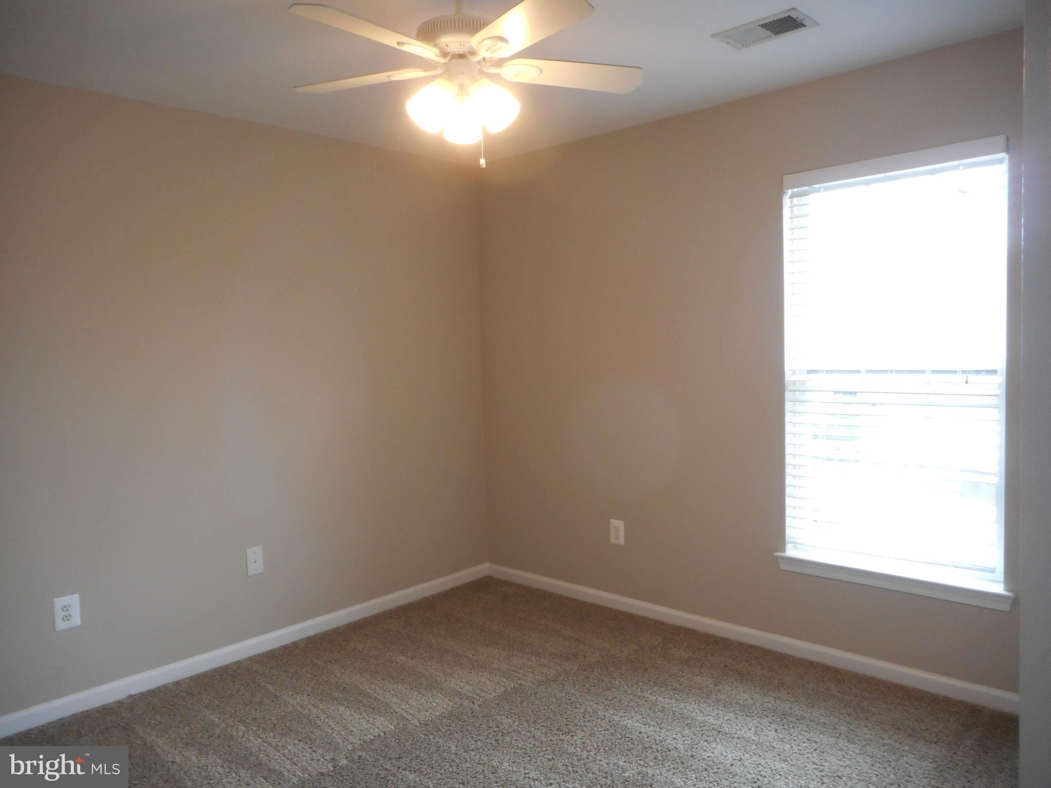 HAMPTON SUB-PLAT 1> - Residential