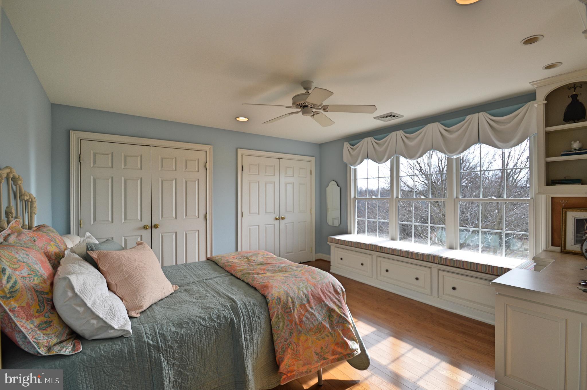 LONGVIEW AT WYLIE - Residential