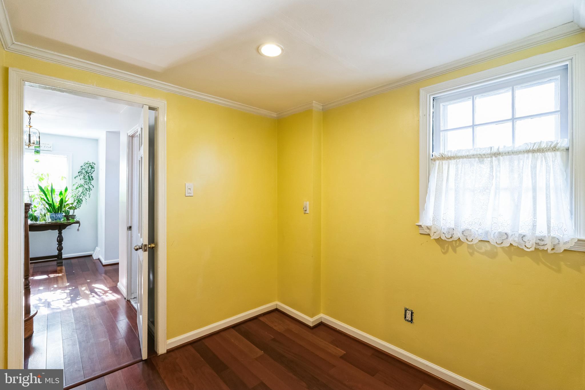 HILLSIDE - Residential