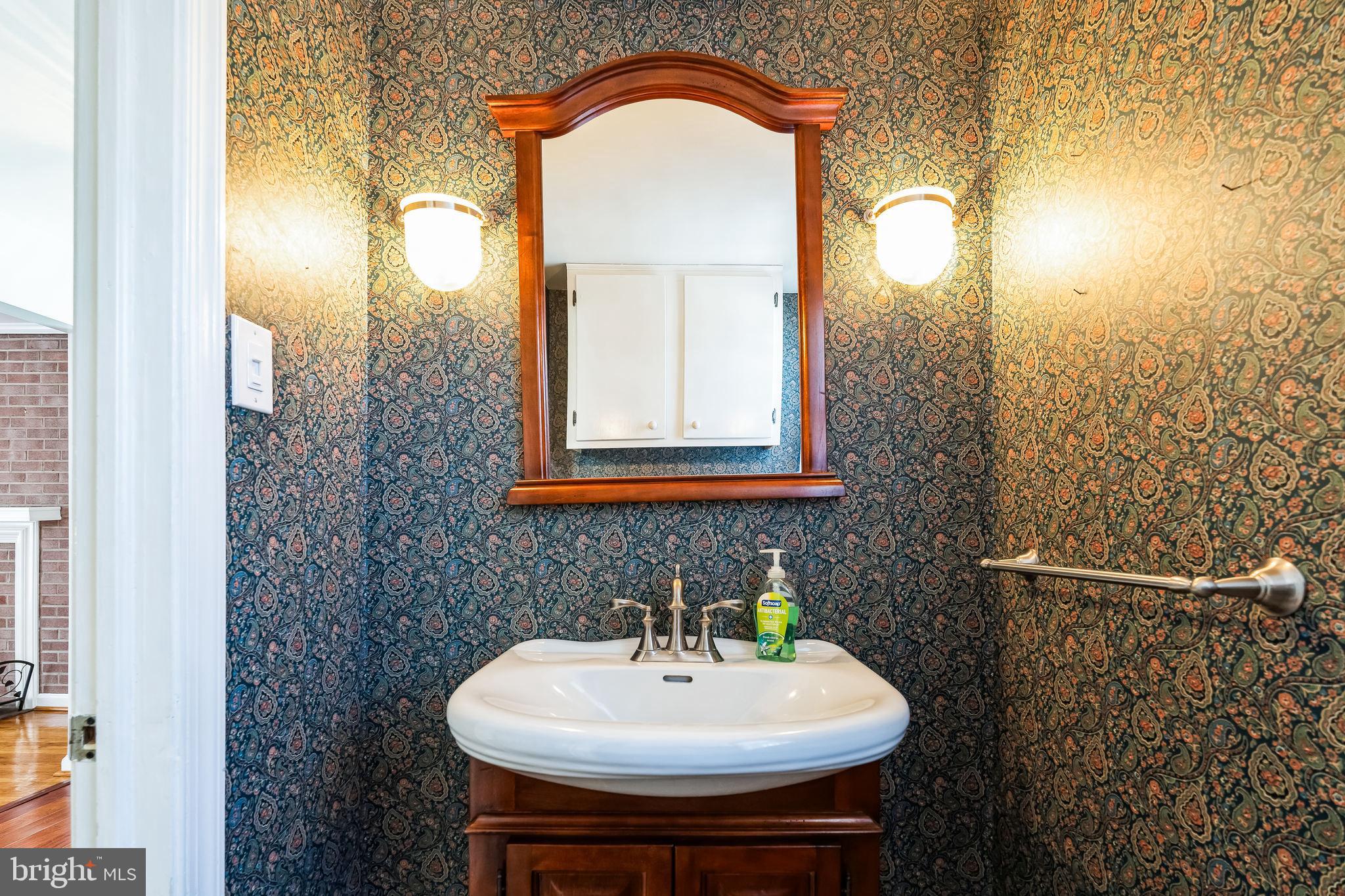 HILLSIDE - Residential