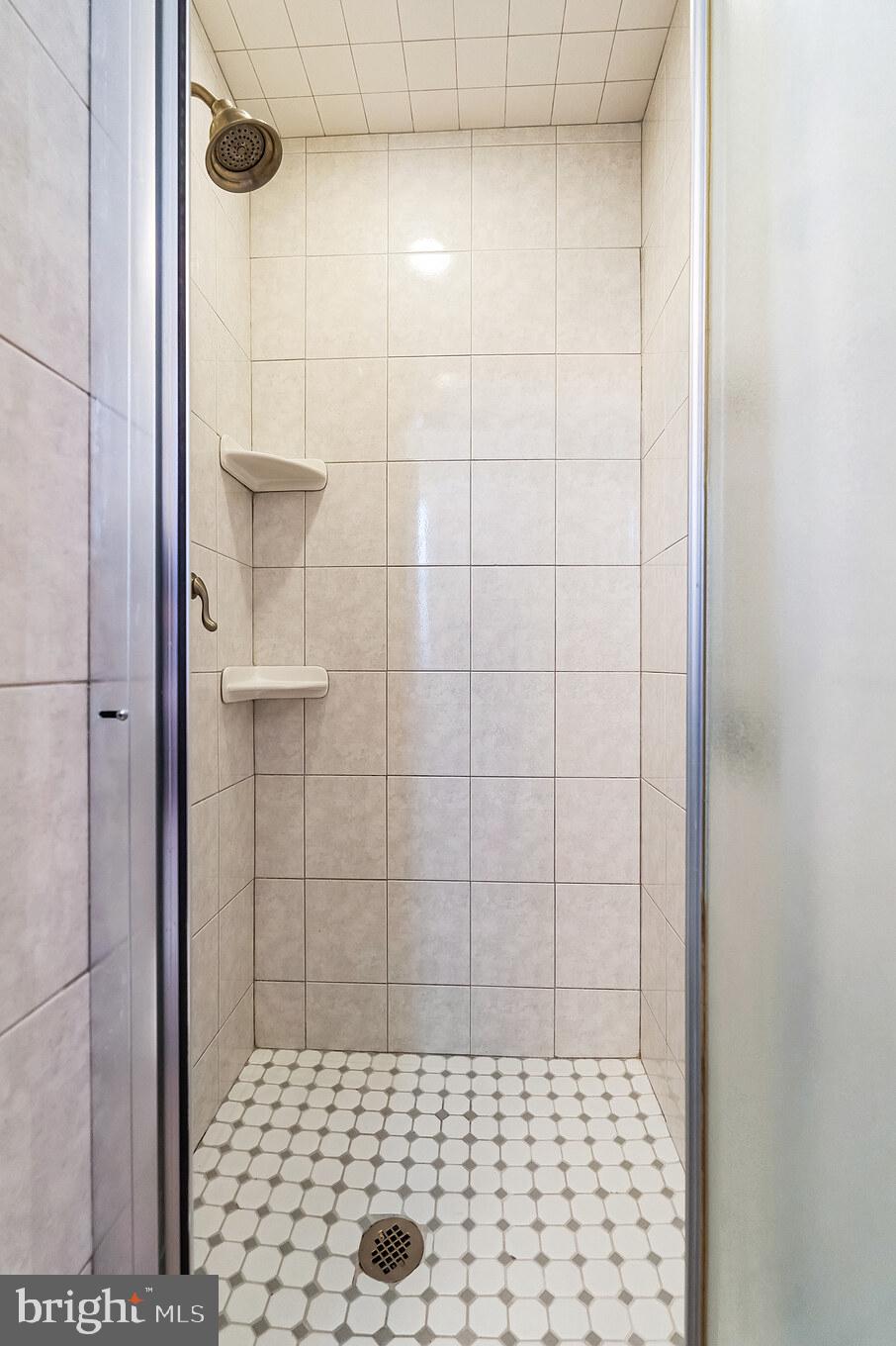 HILLSIDE - Residential