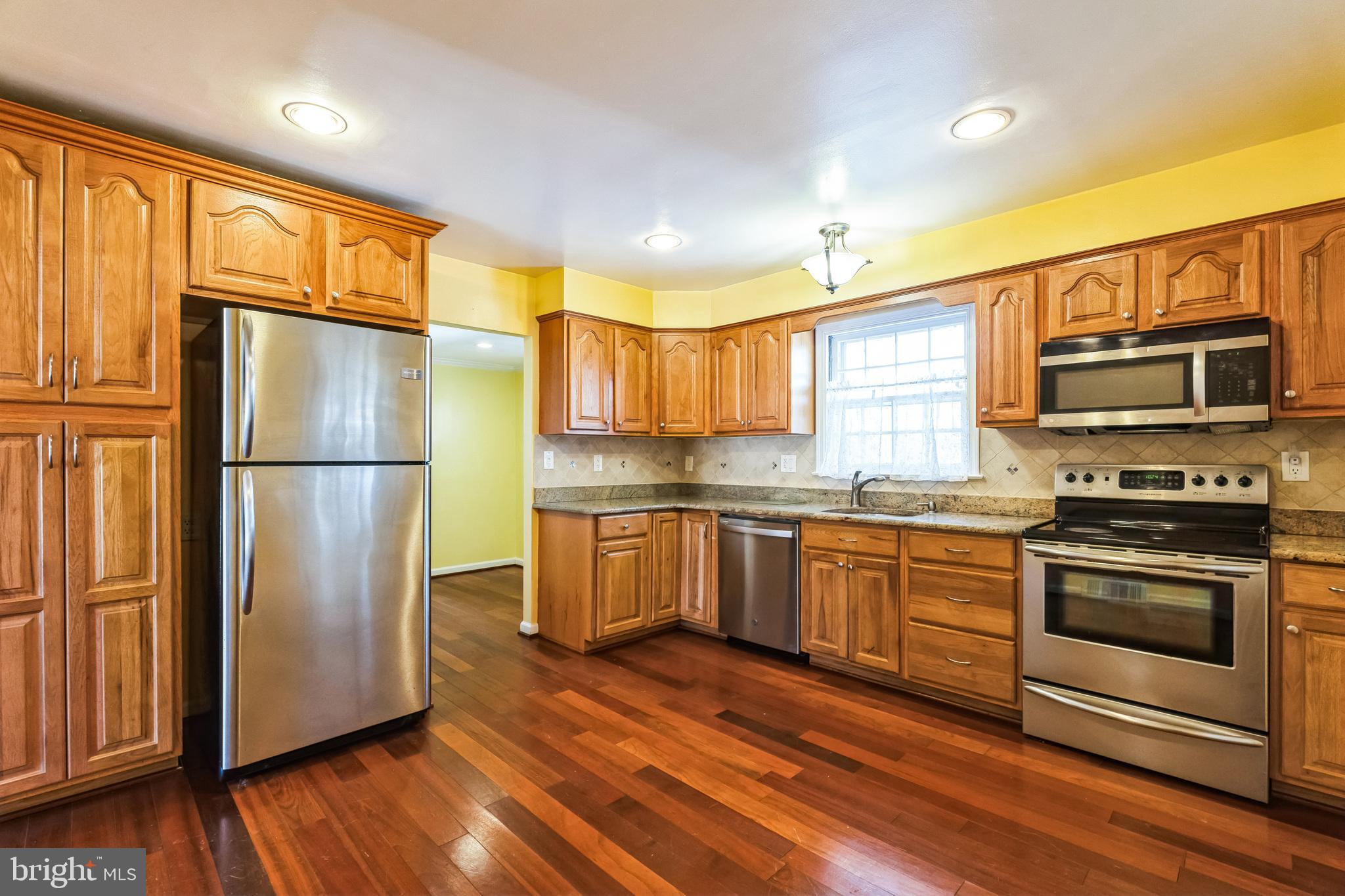 HILLSIDE - Residential