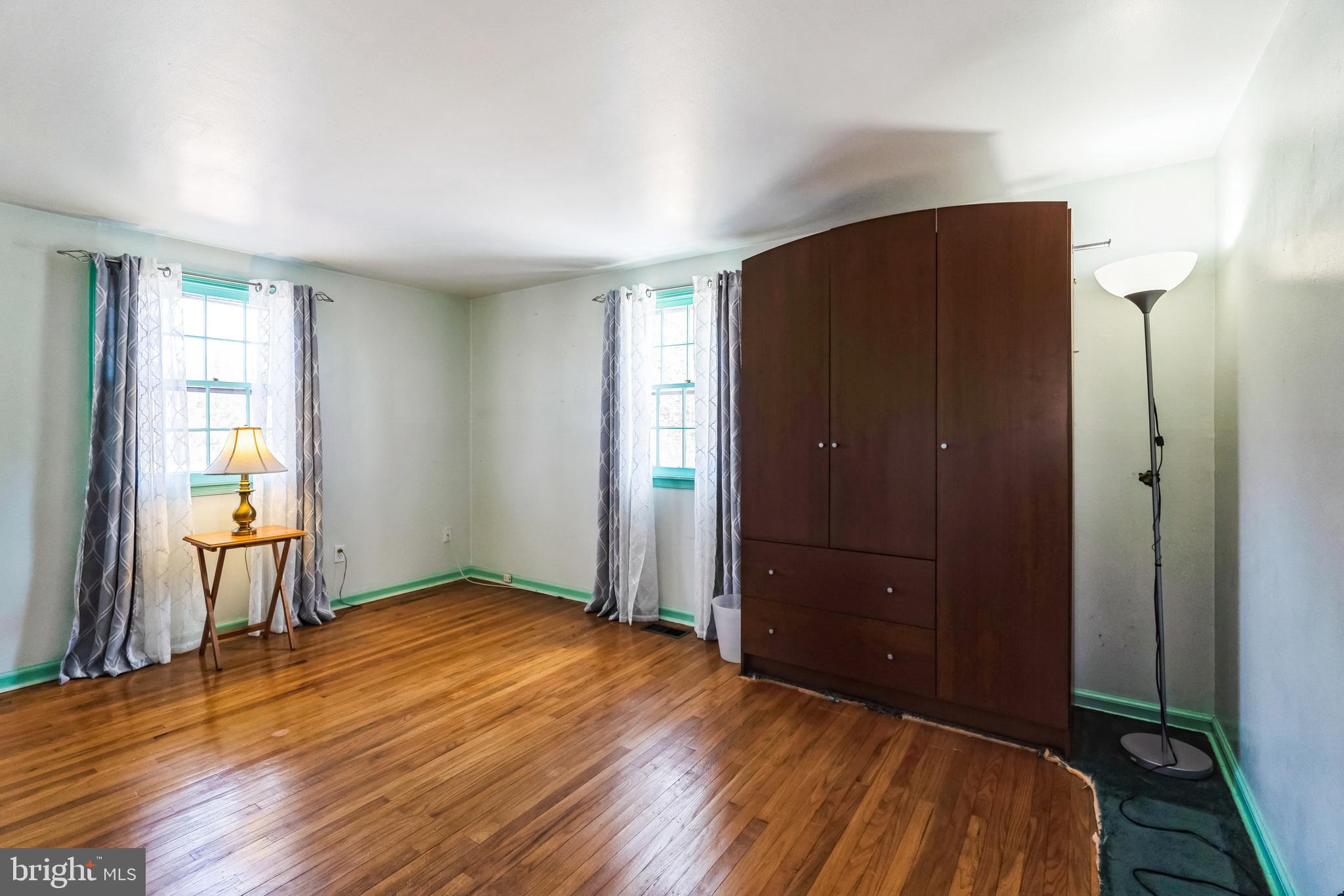 HILLSIDE - Residential