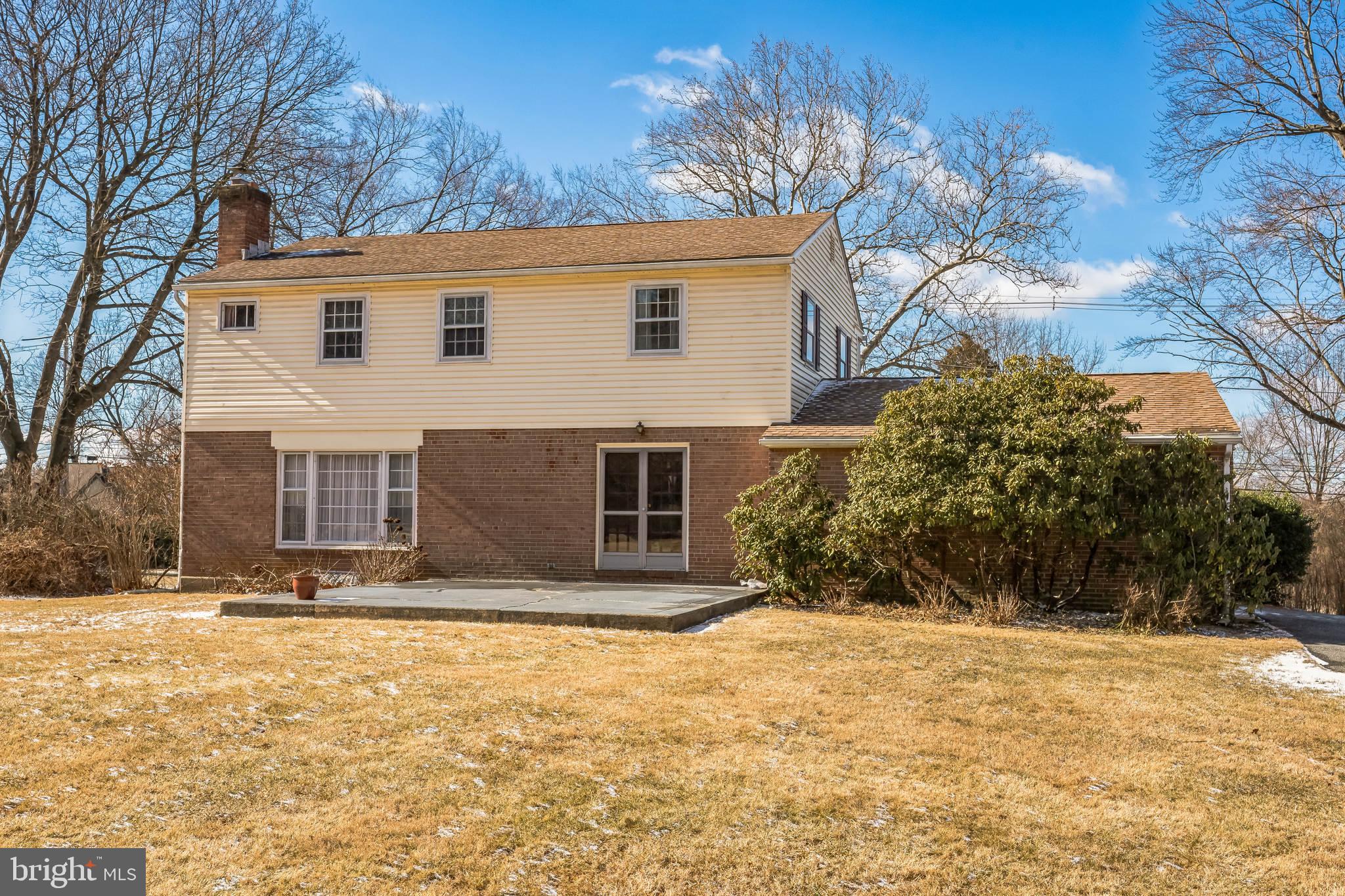 HILLSIDE - Residential