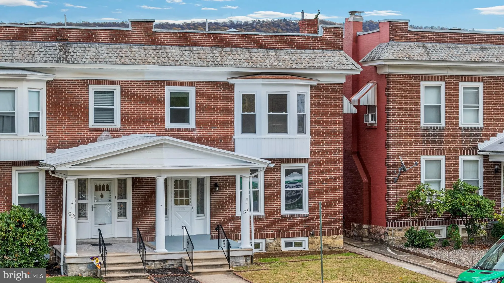 Reading, Pennsylvania 19601, United States, 3 Bedrooms Bedrooms, ,2 BathroomsBathrooms,Residential,Active,237870