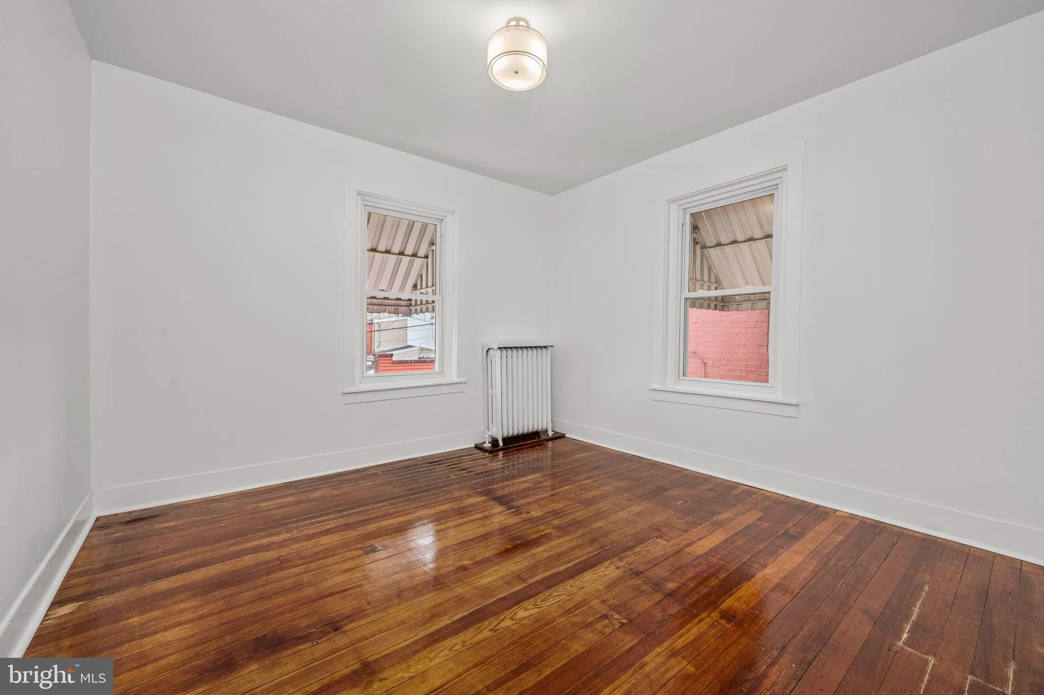 Reading, Pennsylvania 19601, United States, 3 Bedrooms Bedrooms, ,2 BathroomsBathrooms,Residential,Active,237870