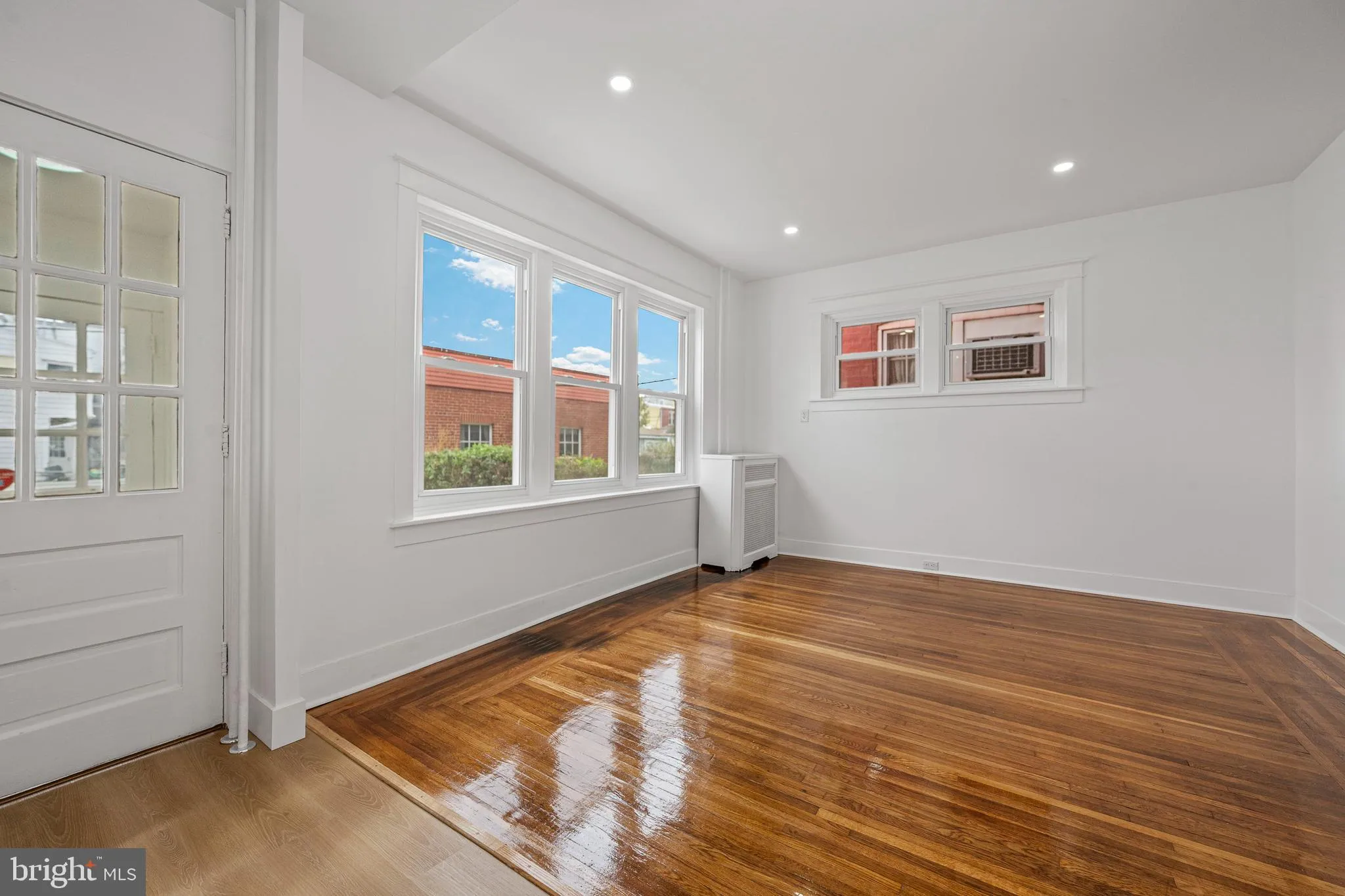 Reading, Pennsylvania 19601, United States, 3 Bedrooms Bedrooms, ,2 BathroomsBathrooms,Residential,Active,237870