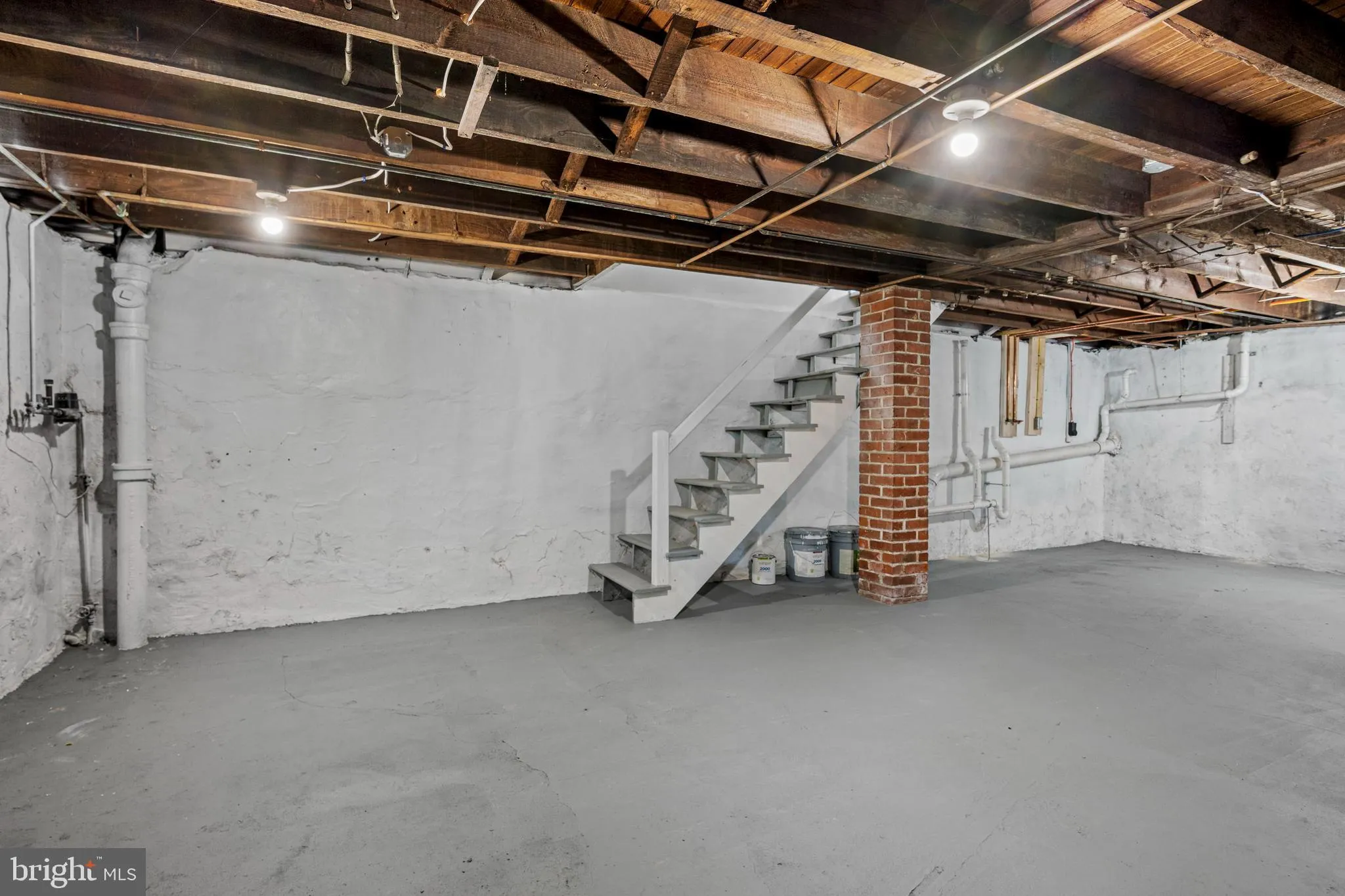 Reading, Pennsylvania 19601, United States, 3 Bedrooms Bedrooms, ,2 BathroomsBathrooms,Residential,Active,237870