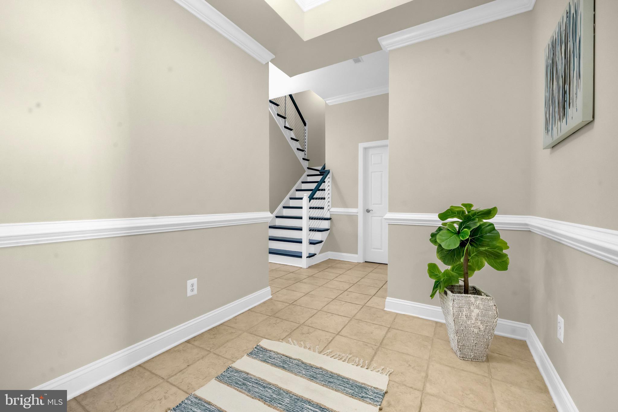 TOWNS & RESIDENCES AT WATERSIDE - Residential