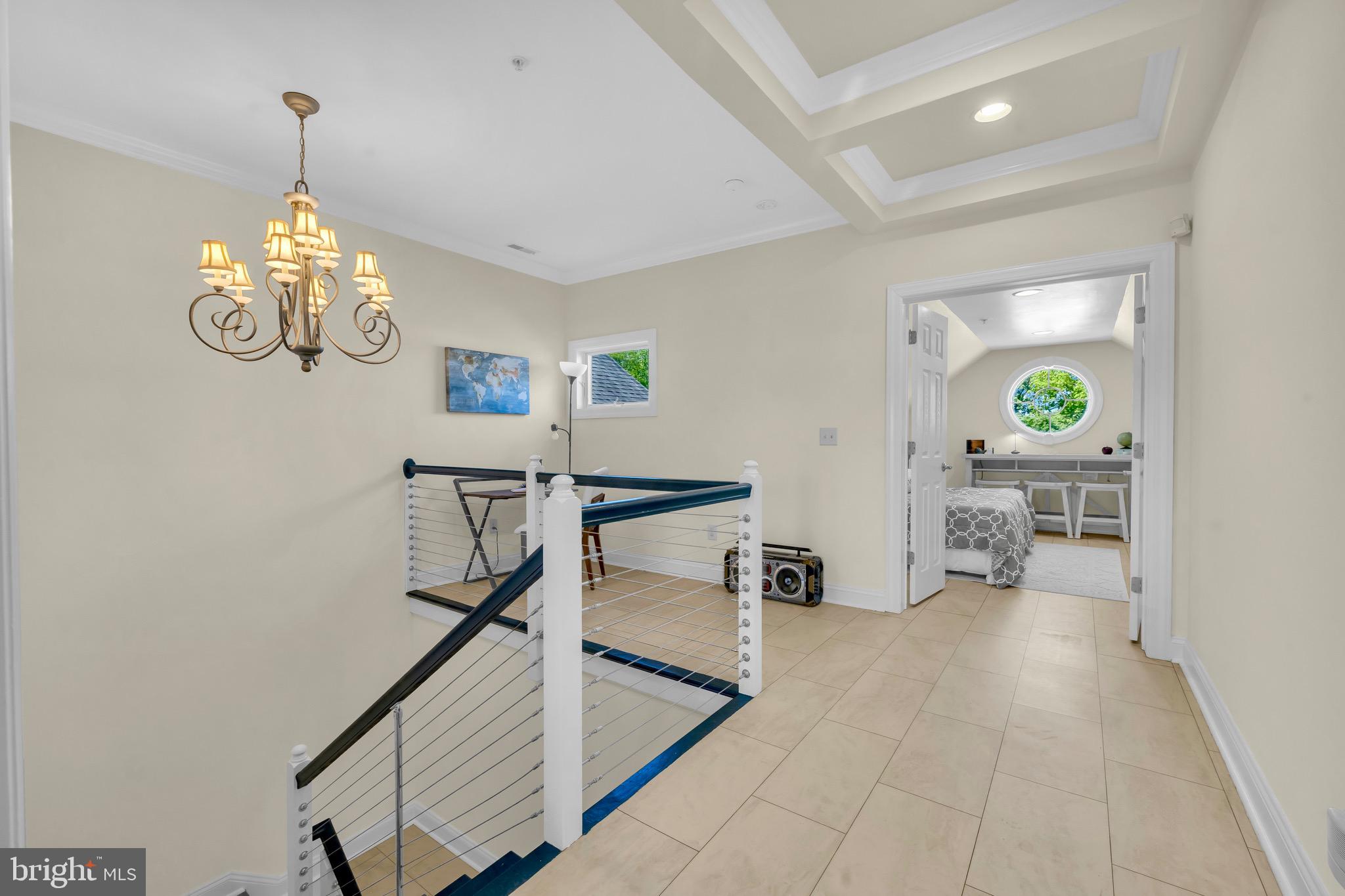 TOWNS & RESIDENCES AT WATERSIDE - Residential