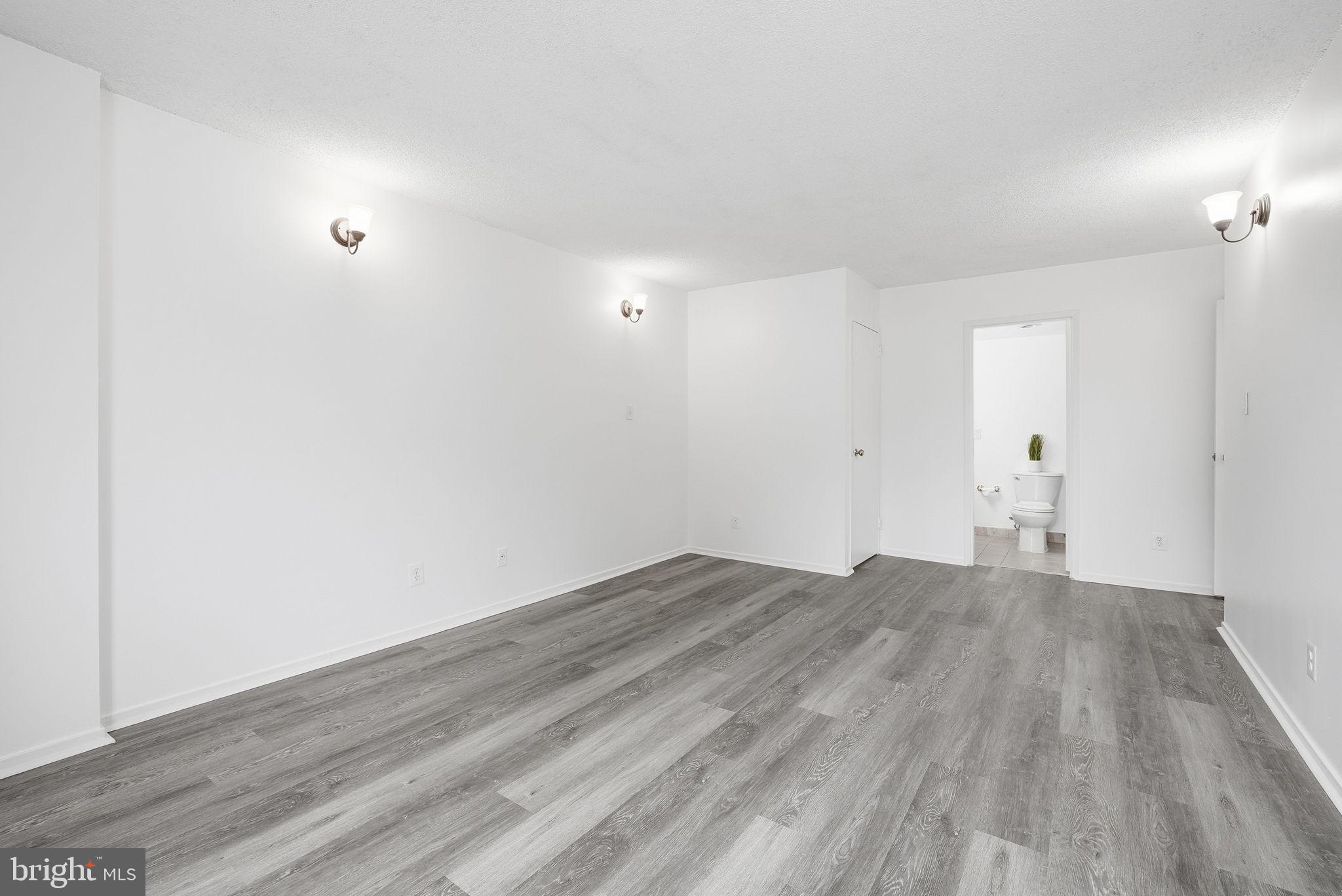 IDYLWOOD TOWERS - Residential