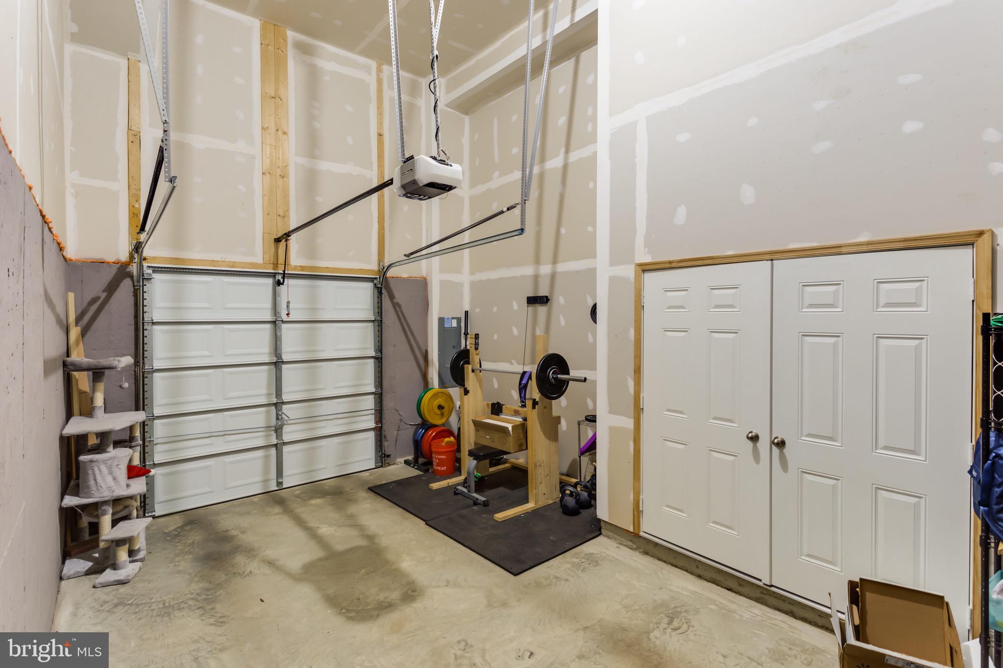 SMITH HOME FARM - Residential