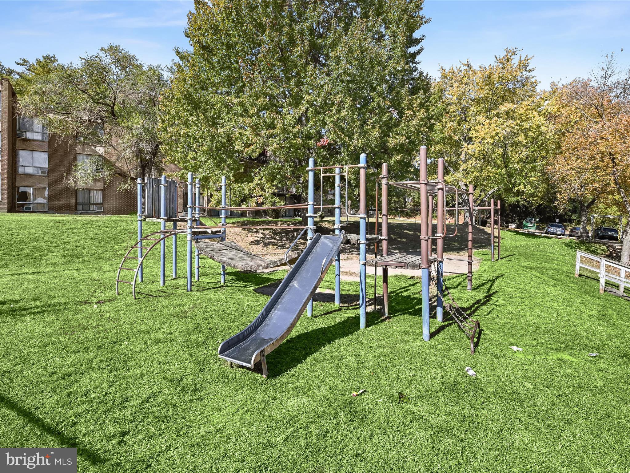 BEDFORD TOWNE CONDO - Residential