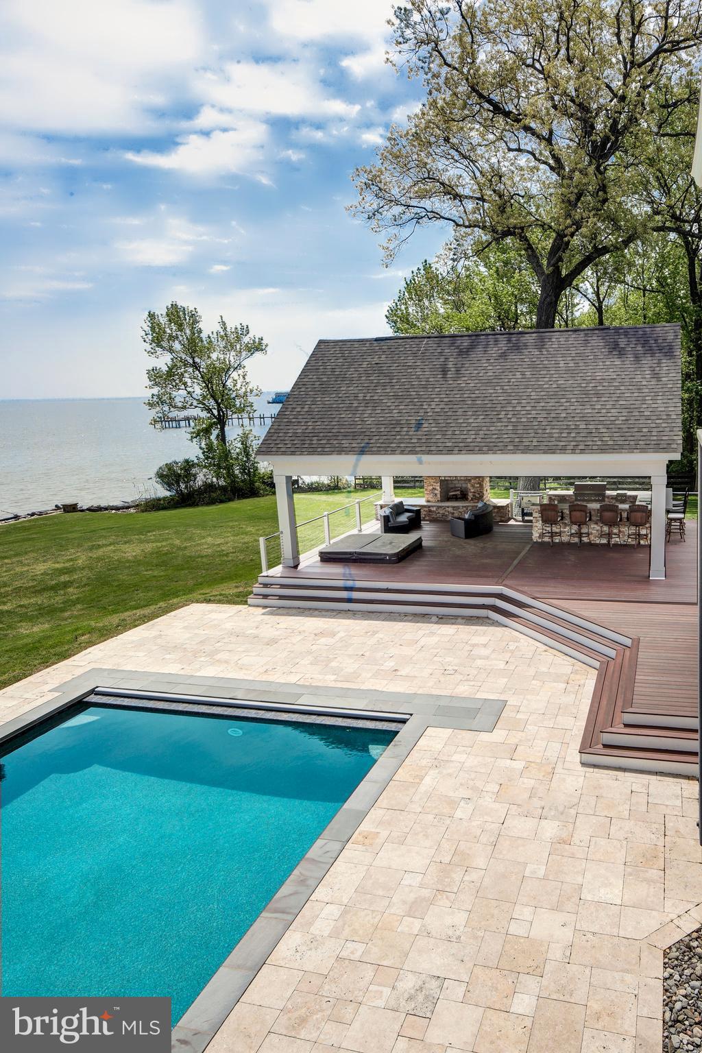 PASADENA - Residential