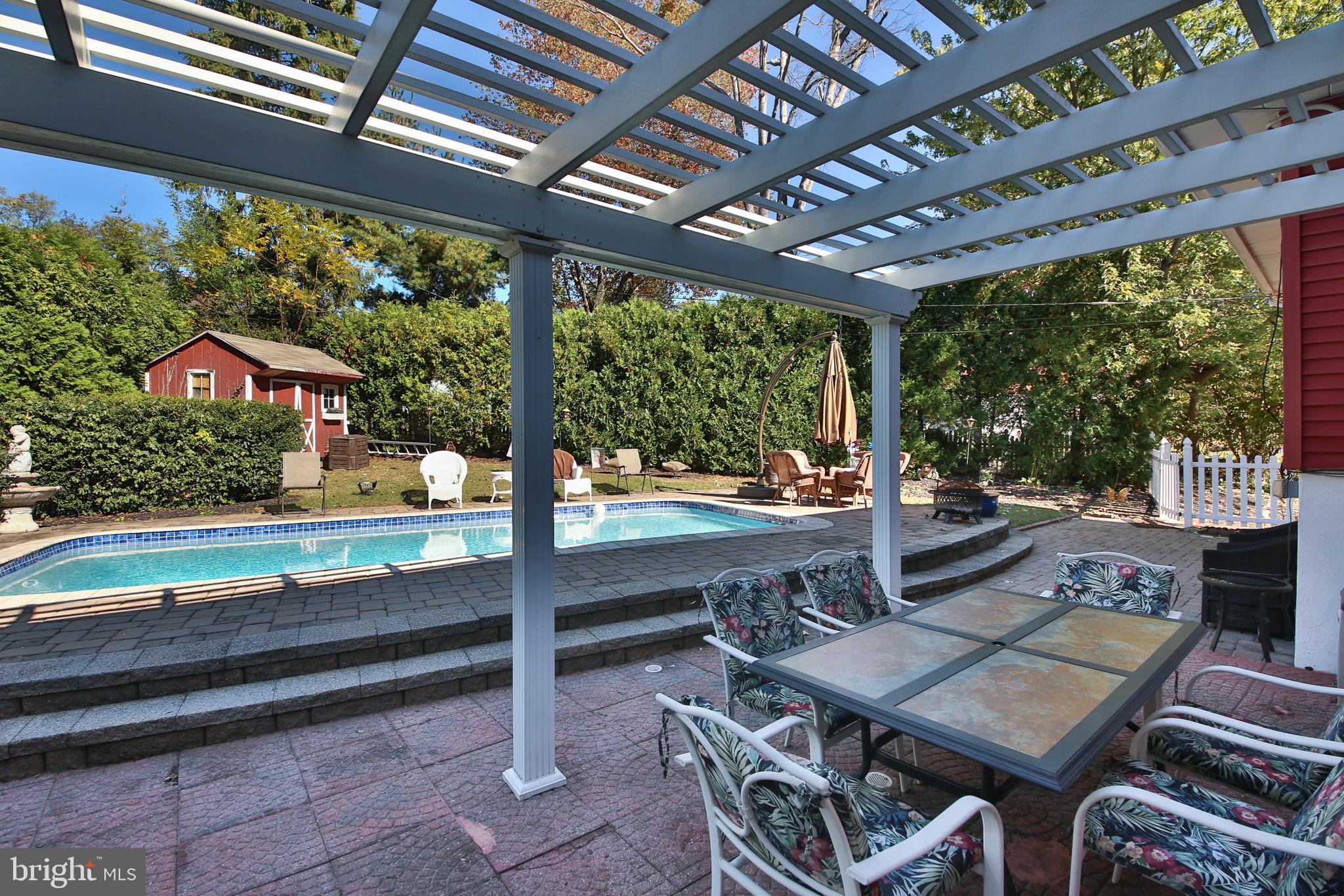 MEADOW BROOK - Residential Lease