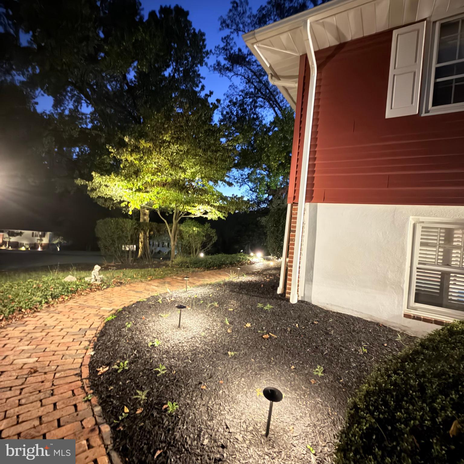 MEADOW BROOK - Residential Lease