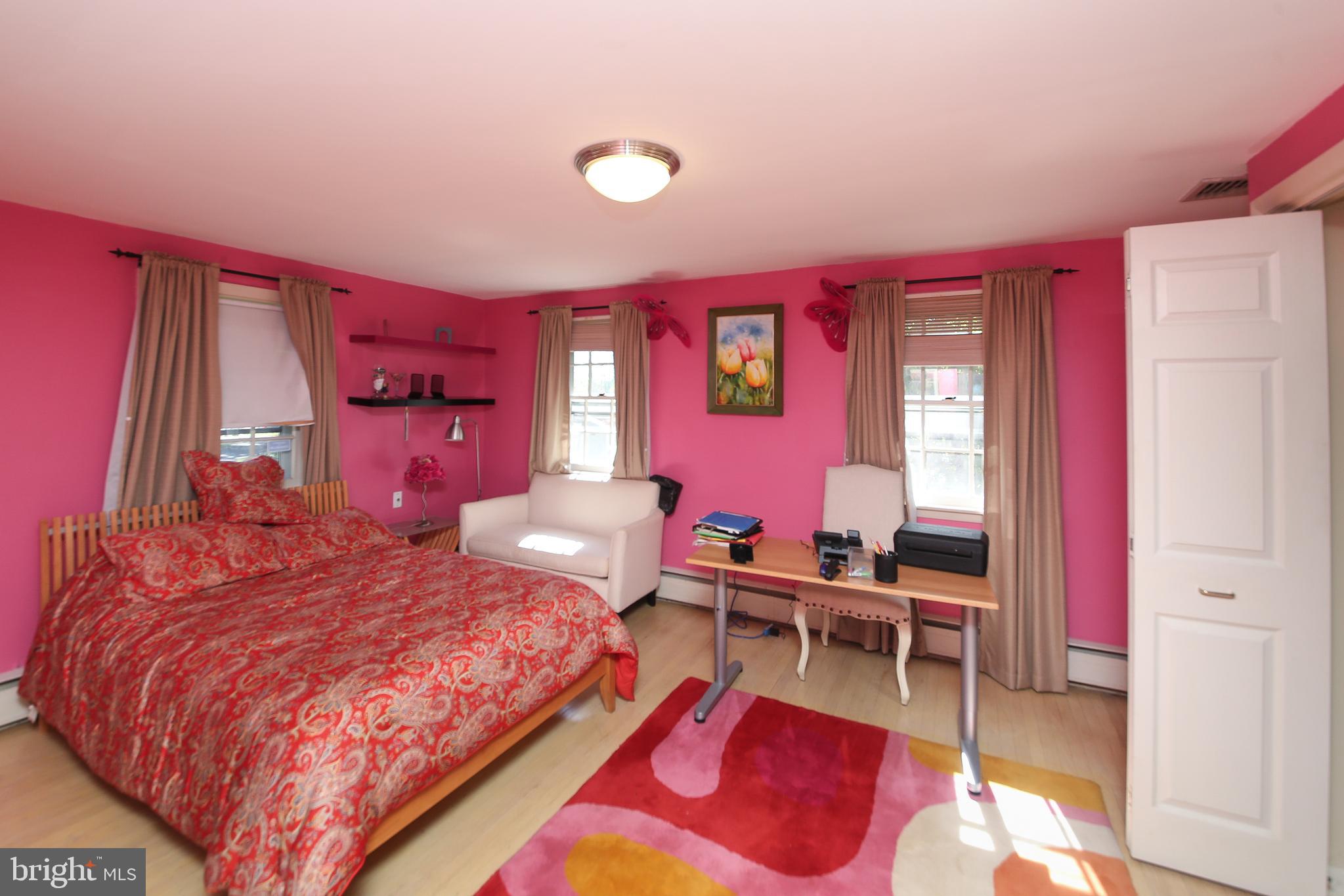 MEADOW BROOK - Residential Lease