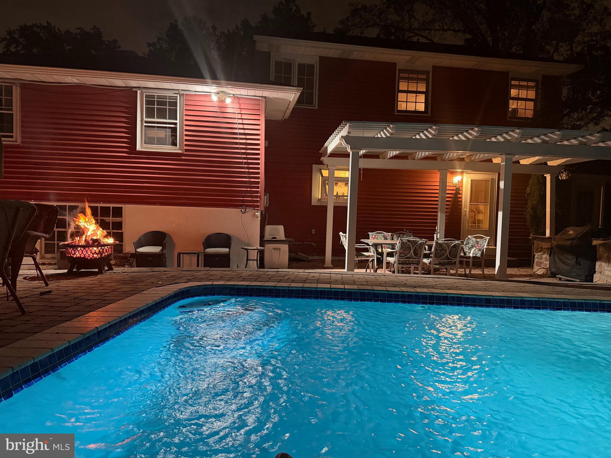 MEADOW BROOK - Residential Lease