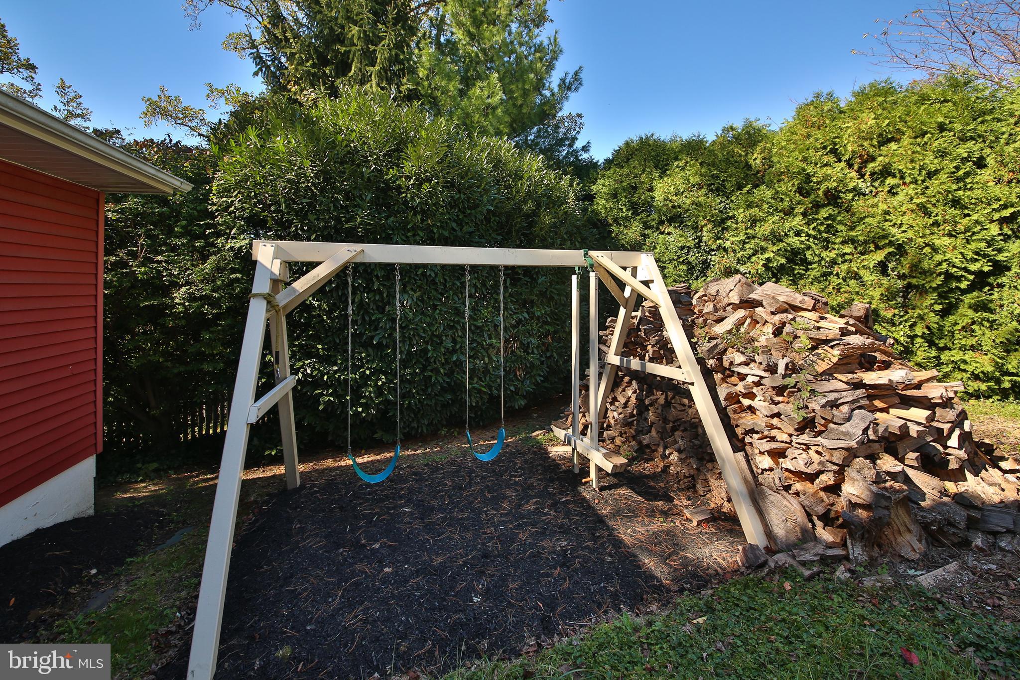 MEADOW BROOK - Residential Lease