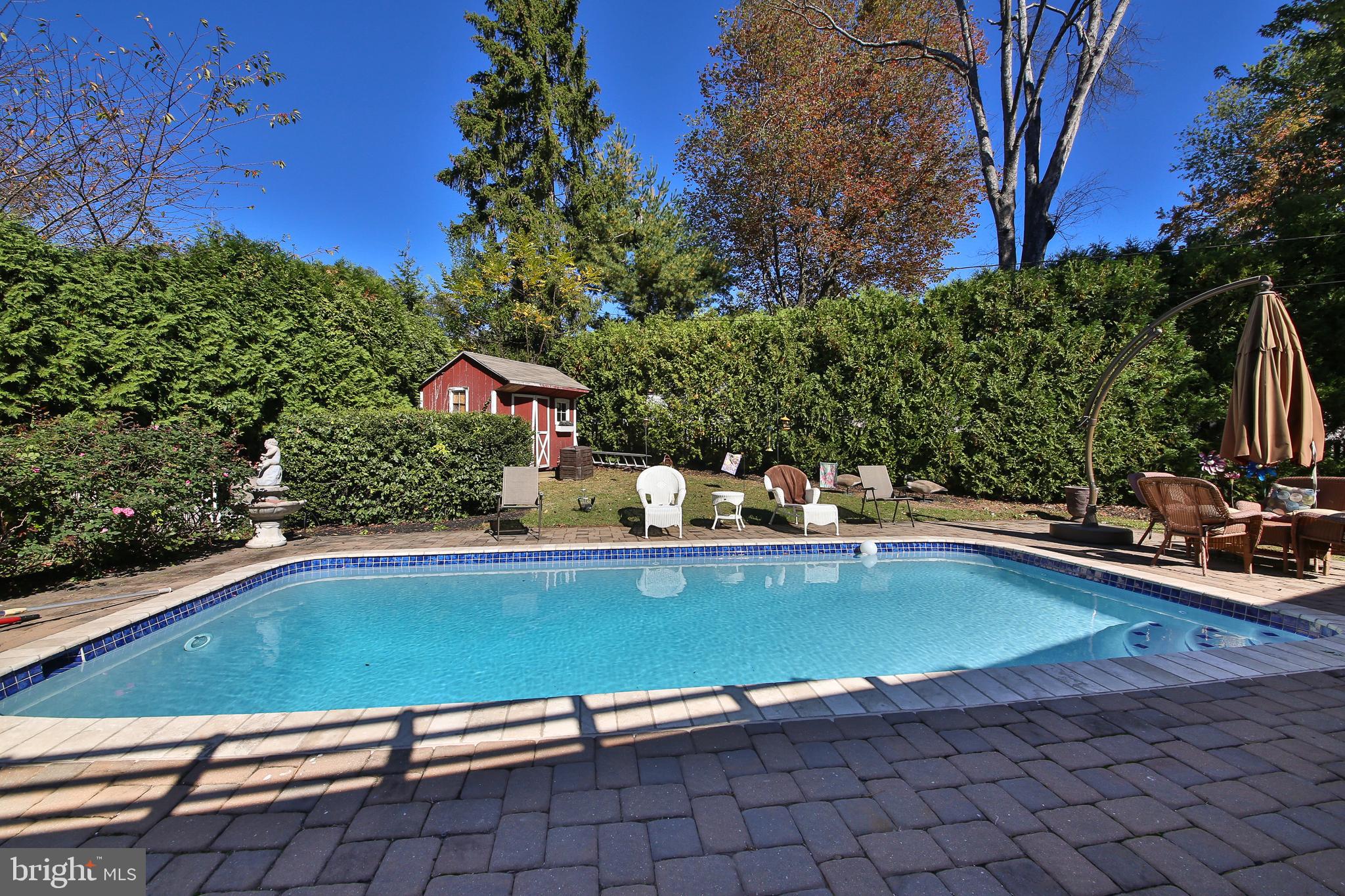 MEADOW BROOK - Residential Lease