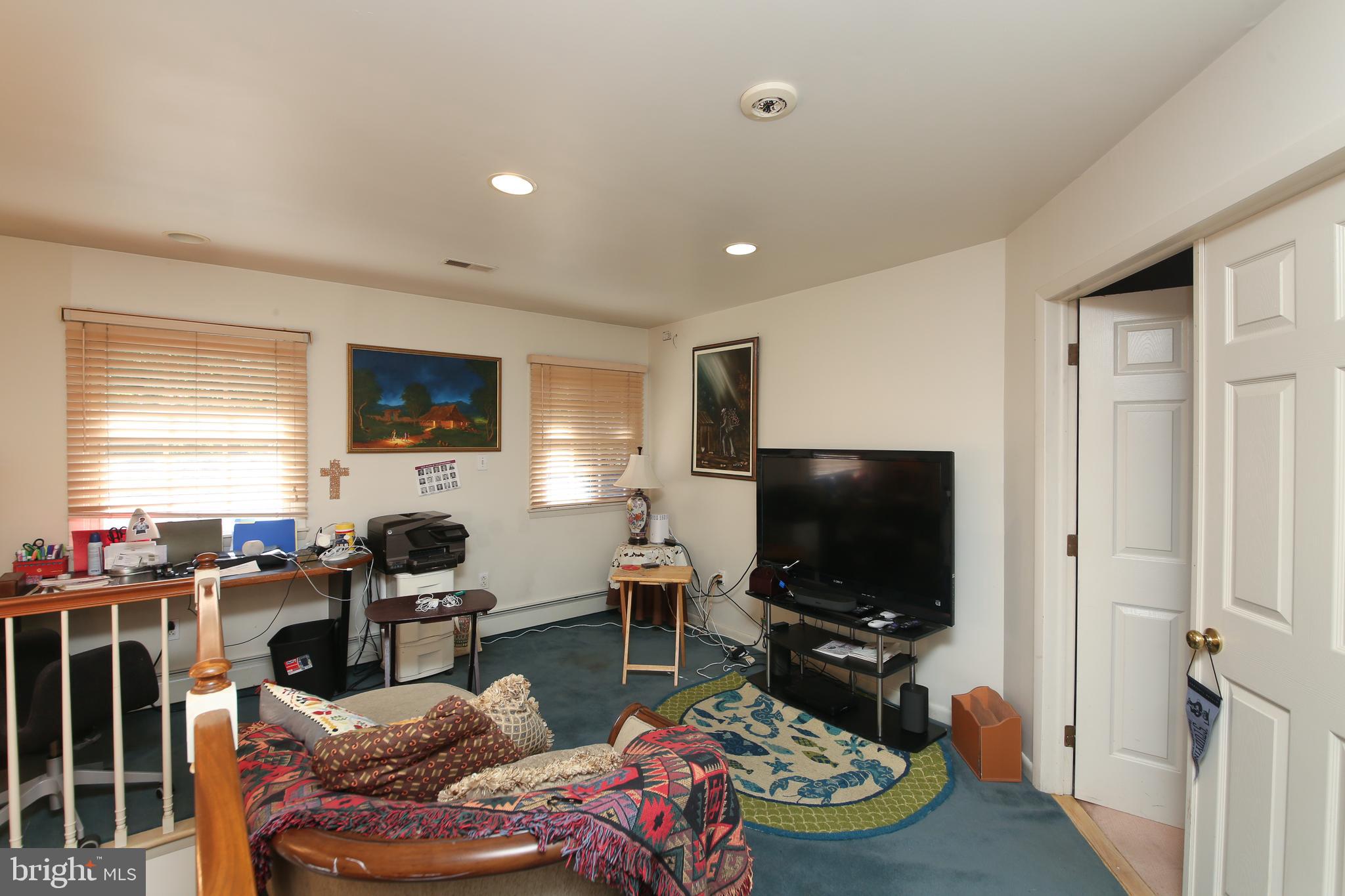 MEADOW BROOK - Residential Lease