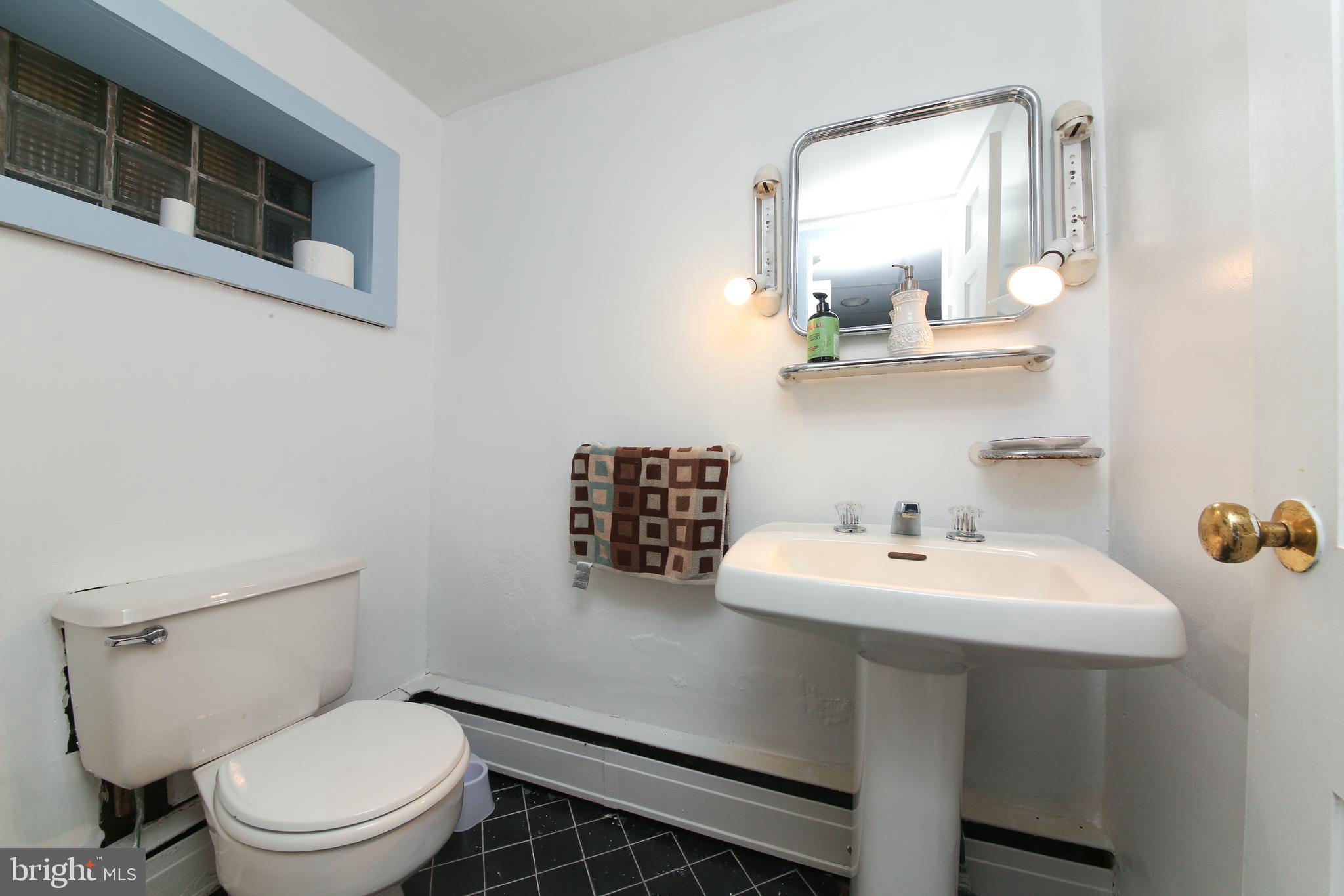 MEADOW BROOK - Residential Lease