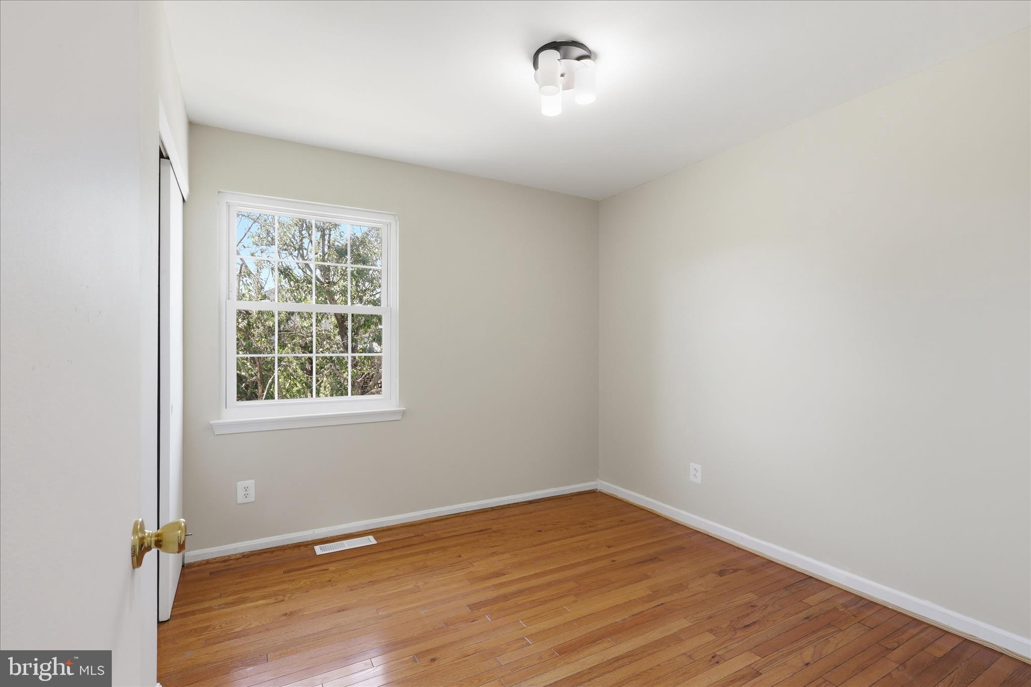 BEVERLY PARK - Residential