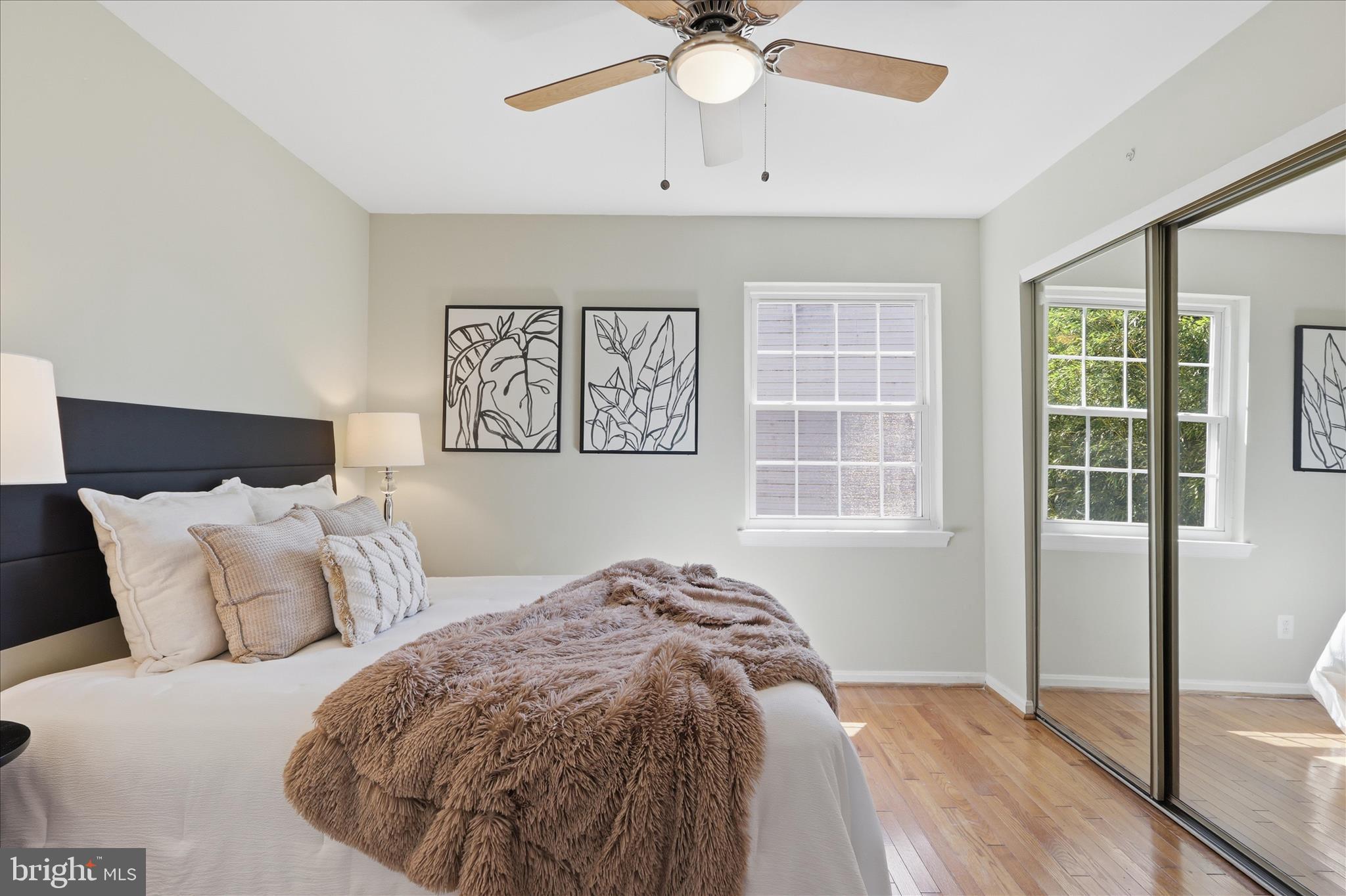 BEVERLY PARK - Residential