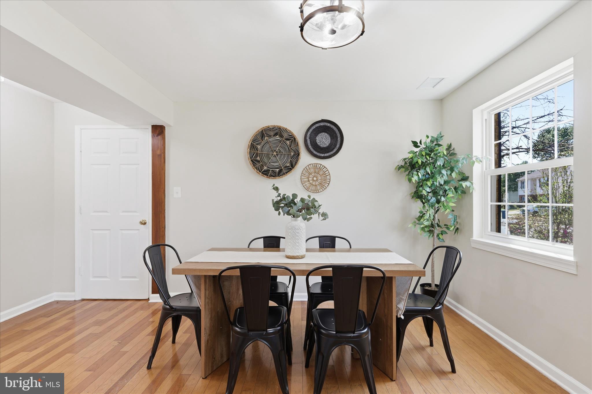 BEVERLY PARK - Residential