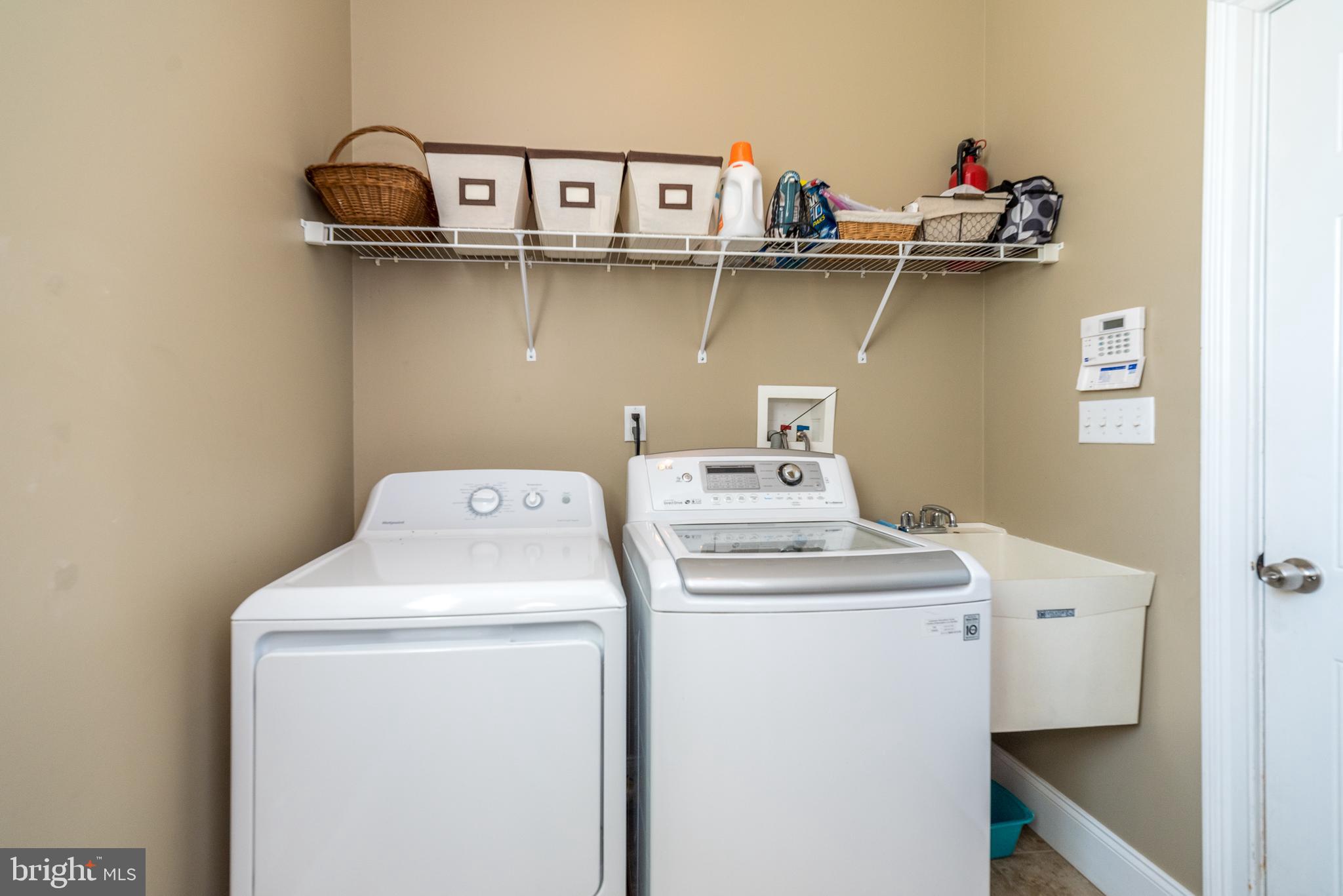 CHAPMANS CORNER - Residential