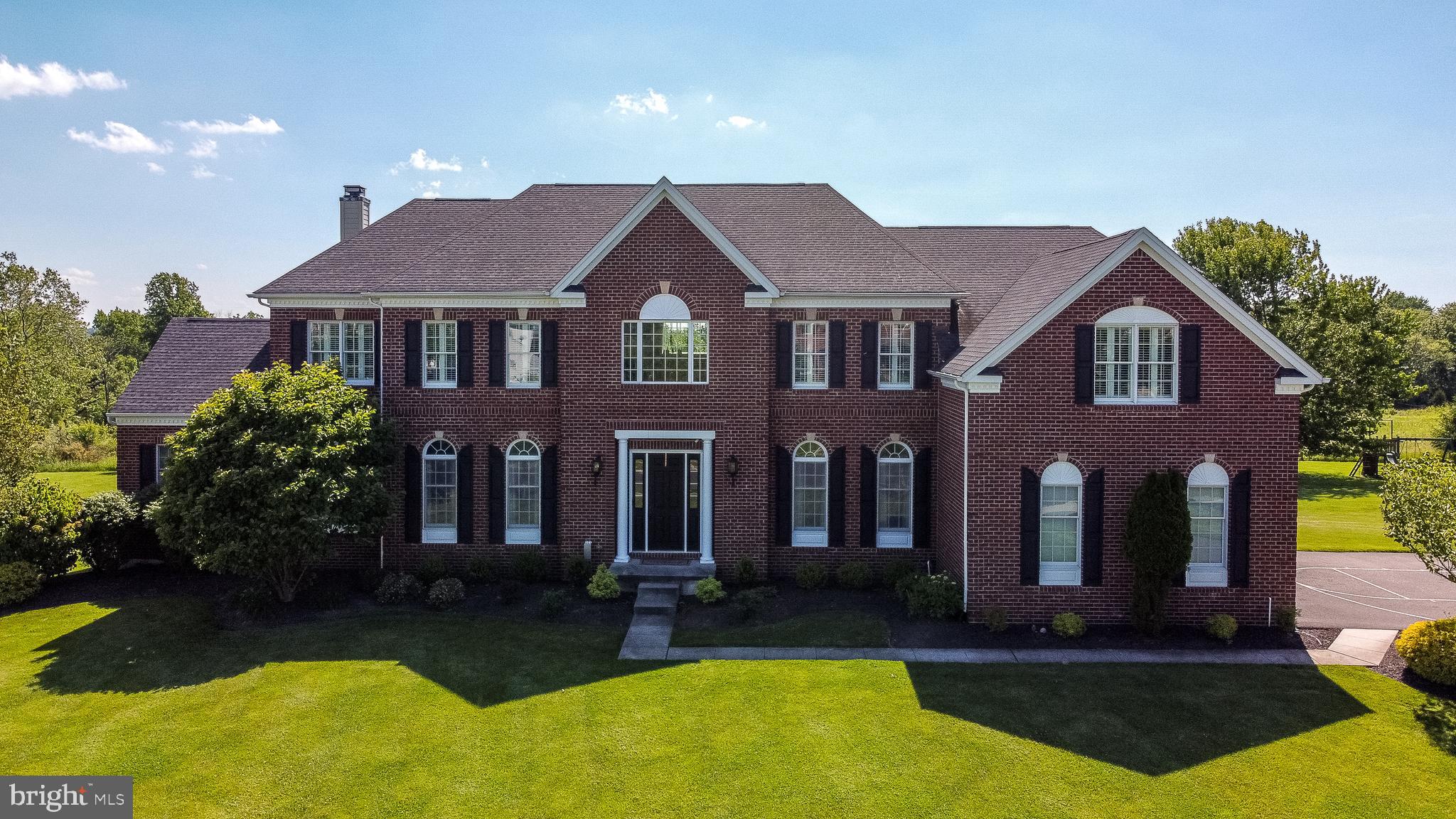 CHAPMANS CORNER - Residential