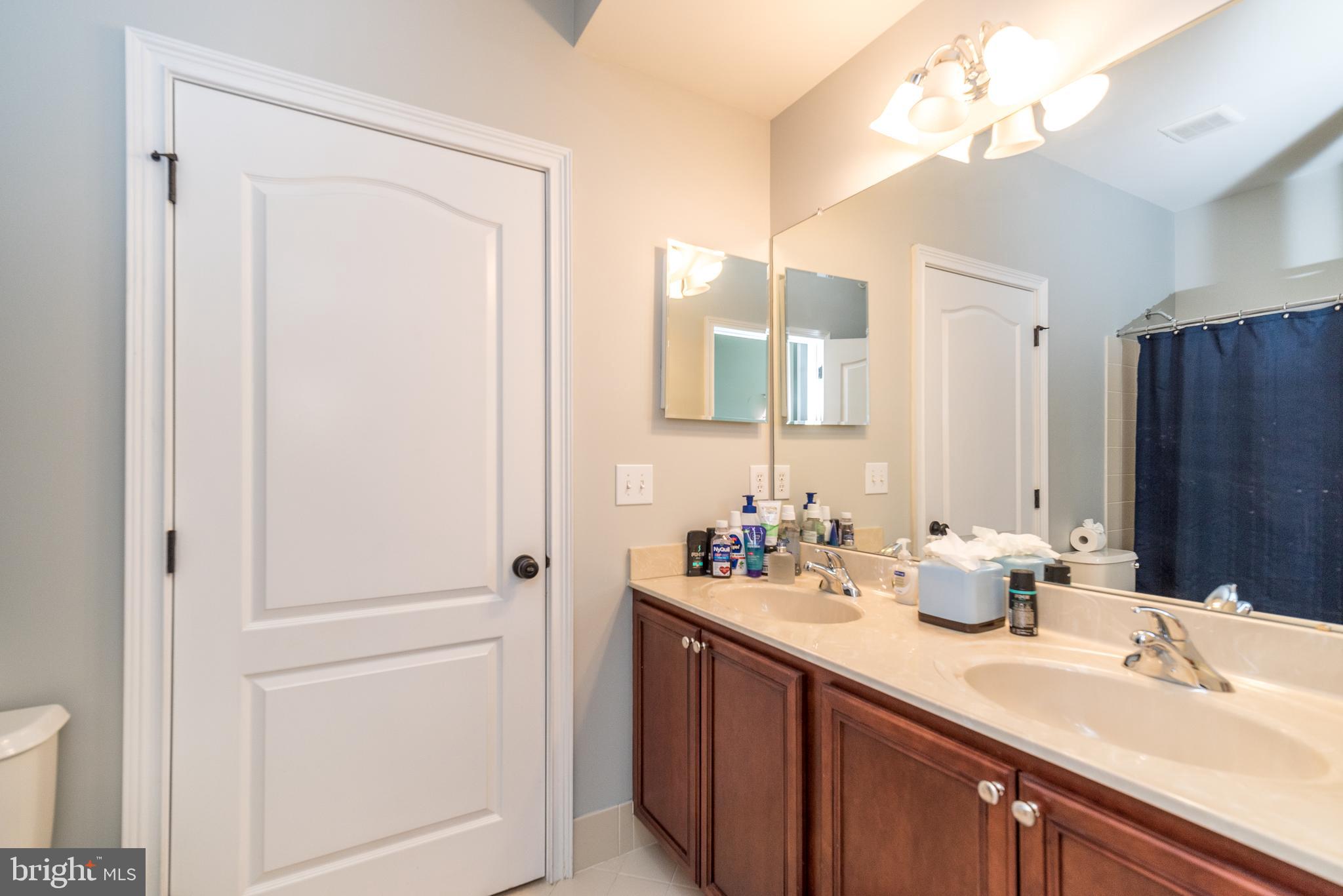 CHAPMANS CORNER - Residential