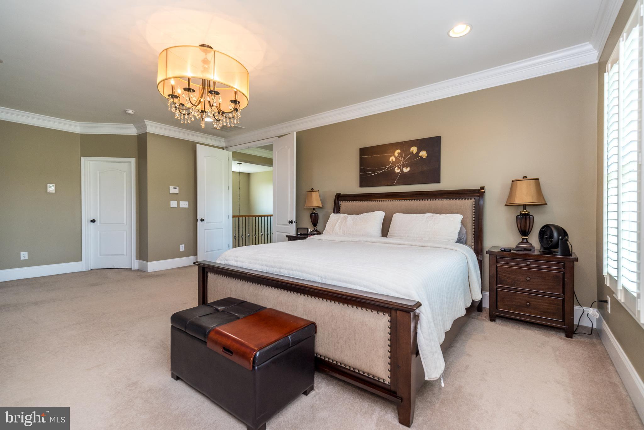 CHAPMANS CORNER - Residential