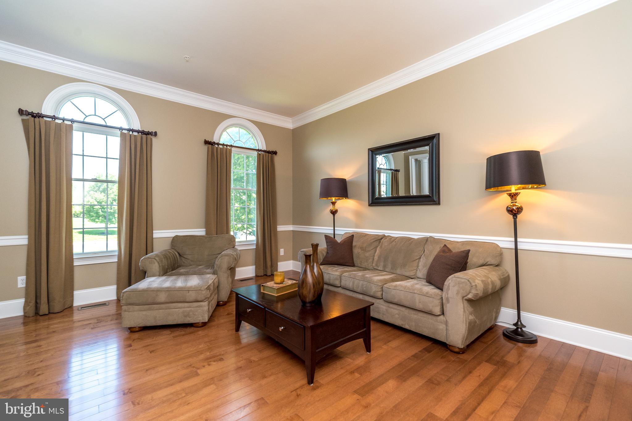 CHAPMANS CORNER - Residential